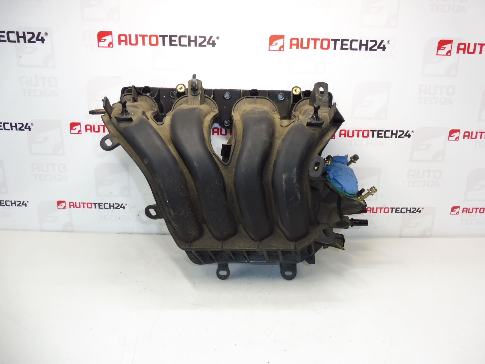 Entrada de aire Citroën Peugeot 1.8 16V y 2.0 16V 83000km 9662401480 0361R0