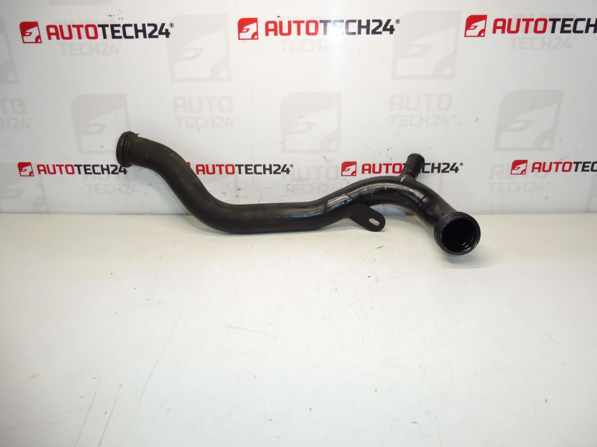 Manguera de bomba líquida 1.8 16V y 2.0 16V Citroën Peugeot 1341F9