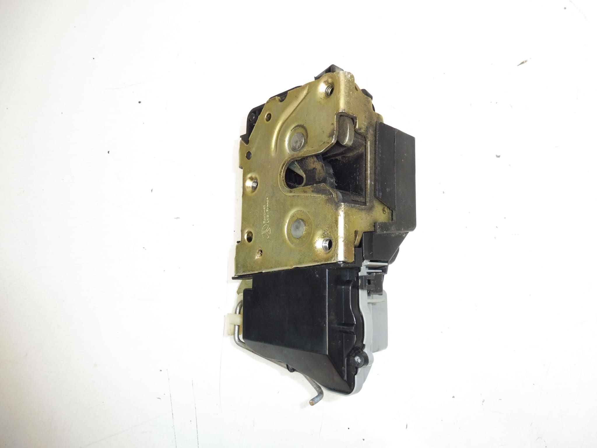 Cerradura eléctrica de puerta delantera derecha (lado copiloto) Peugeot 307 9136L2 - Imagen 2