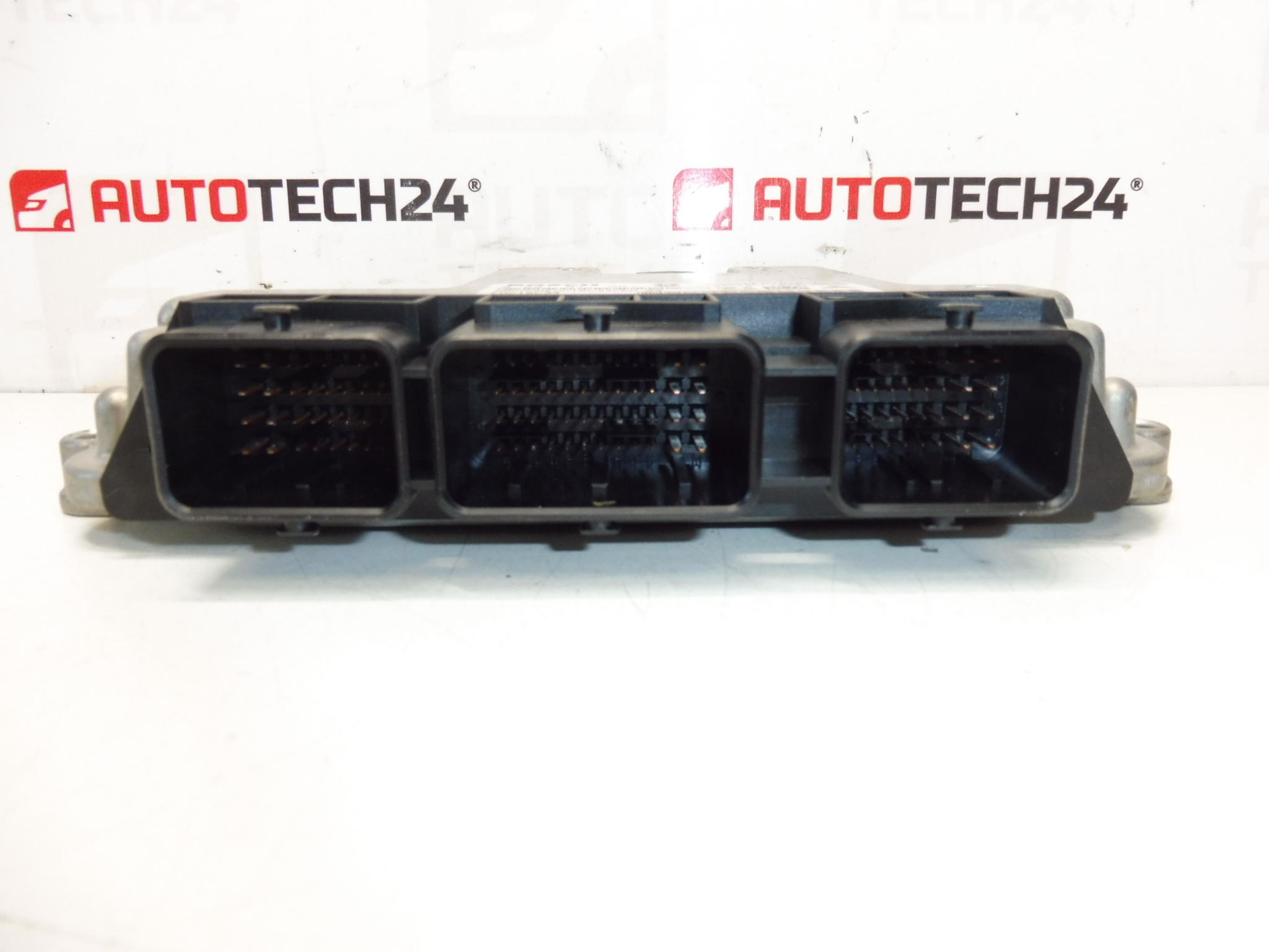 ECU Bosch EDC16C34 CITROën 0281011561 9655945380