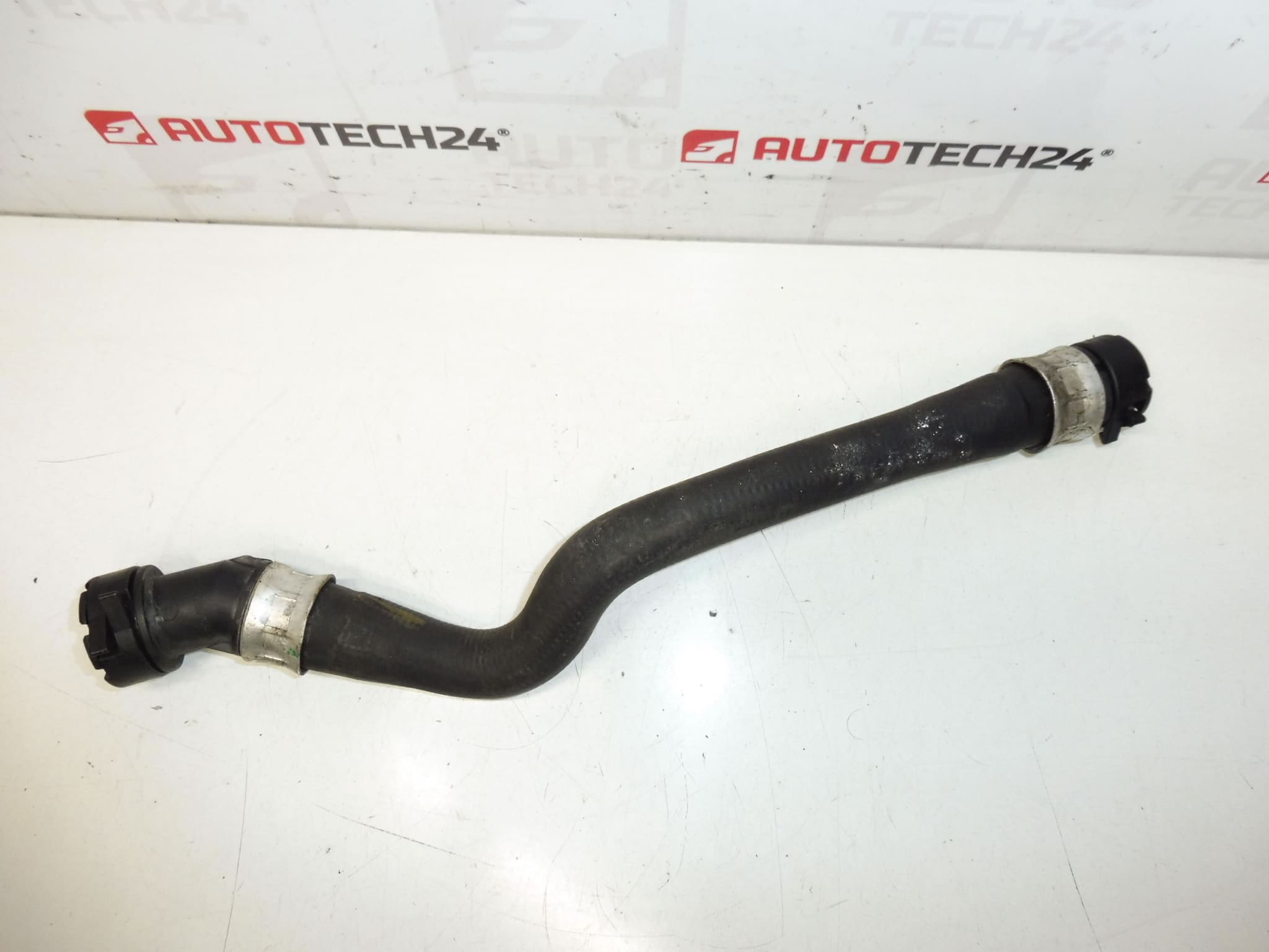 Manguera de Agua Citroën Peugeot 1.6 eHDI 6466VW 9812259780 - Imagen 2