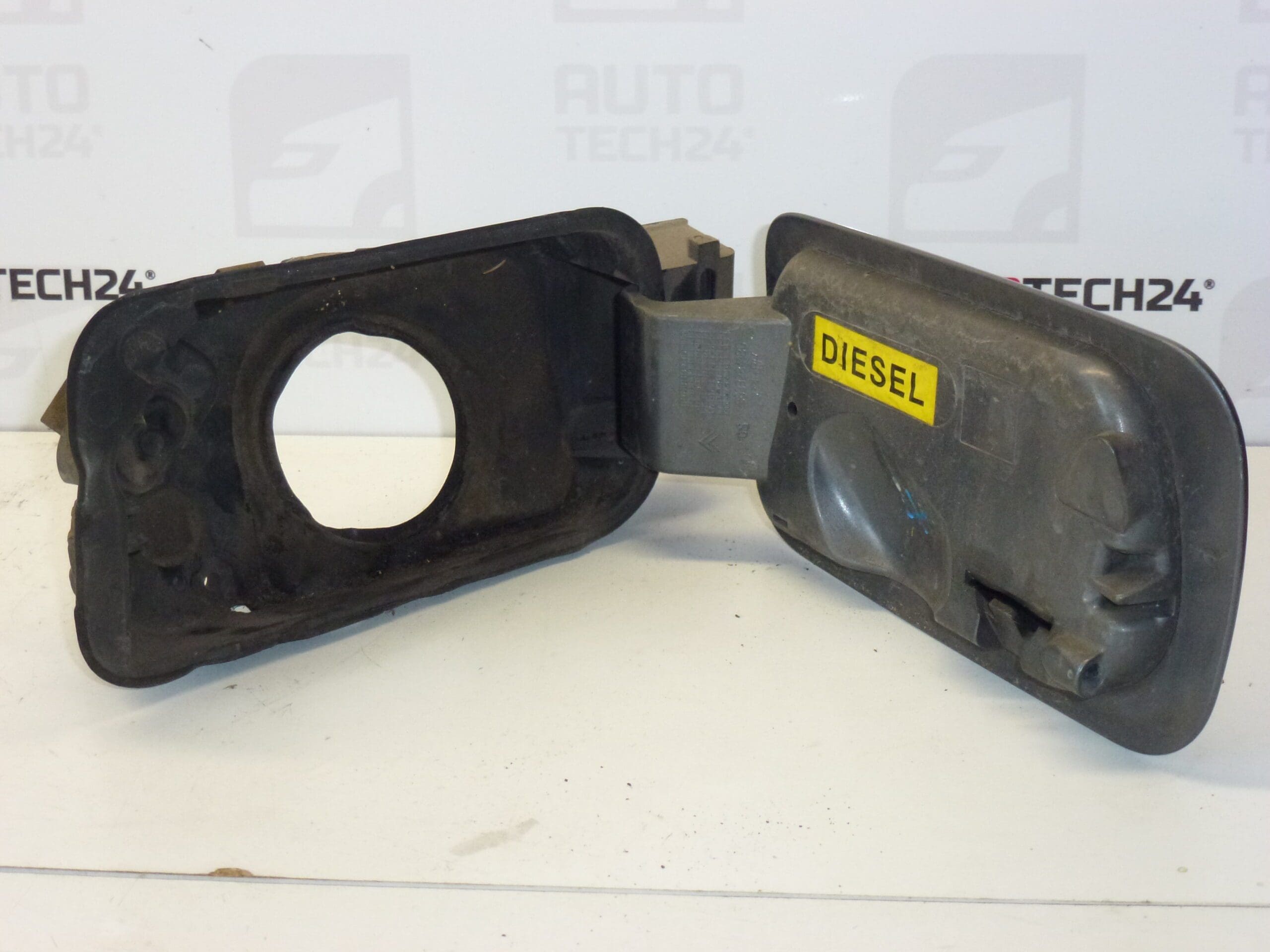 Tapa de cubredepósito Citroën C5 9633284180 151784 EYTC - Imagen 2