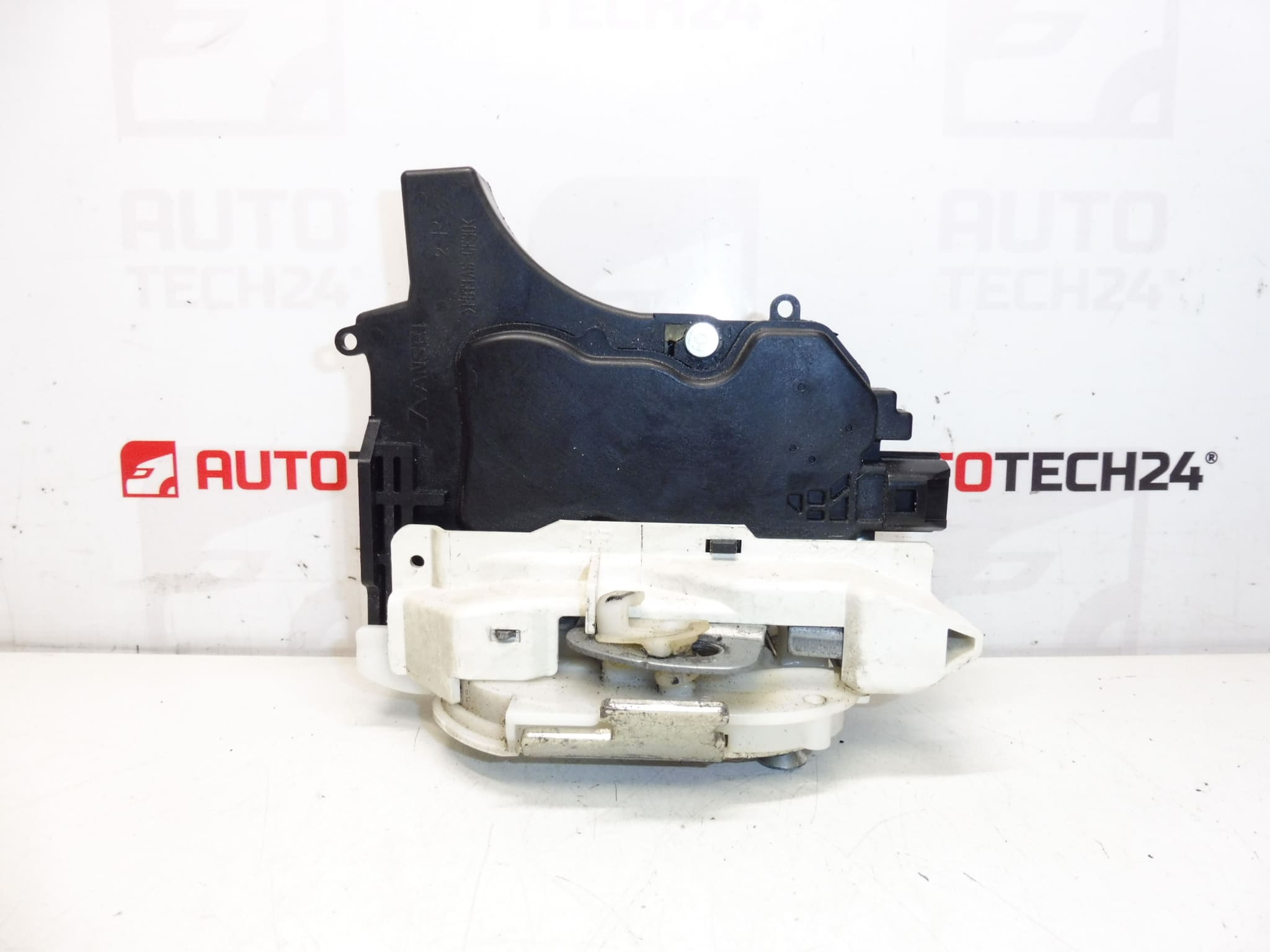 Citroën C-Crosser Peugeot 4007 9136CQ's Derecha de la Retal