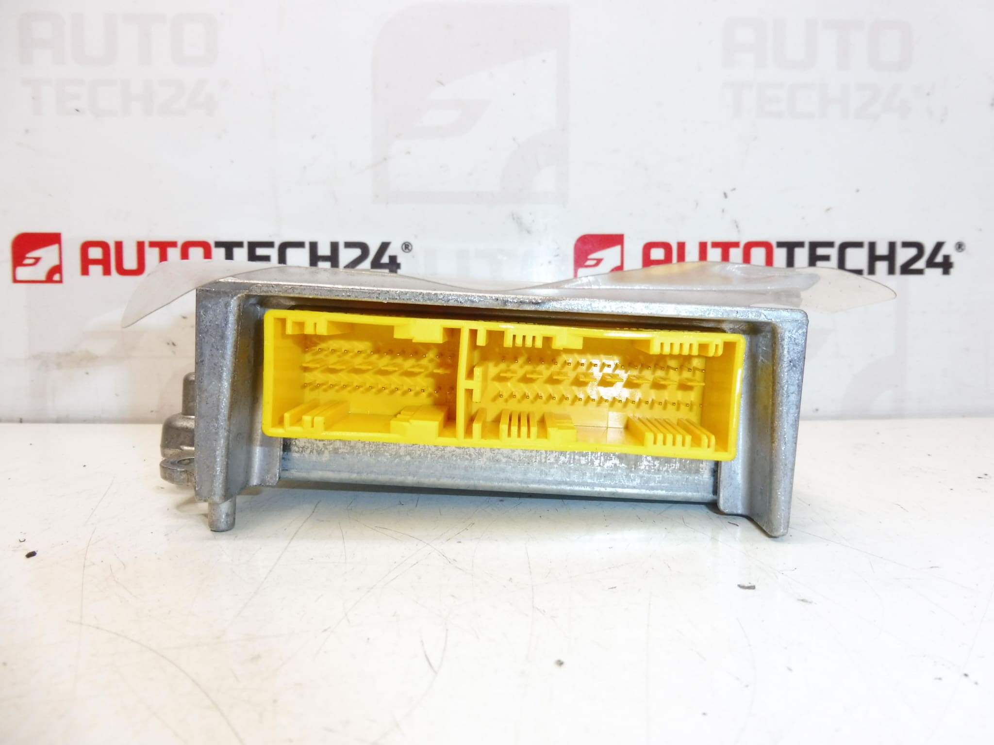 Citroën C-Crosser Peugeot 4007 P8635A053 6546Y666 - Imagen 2