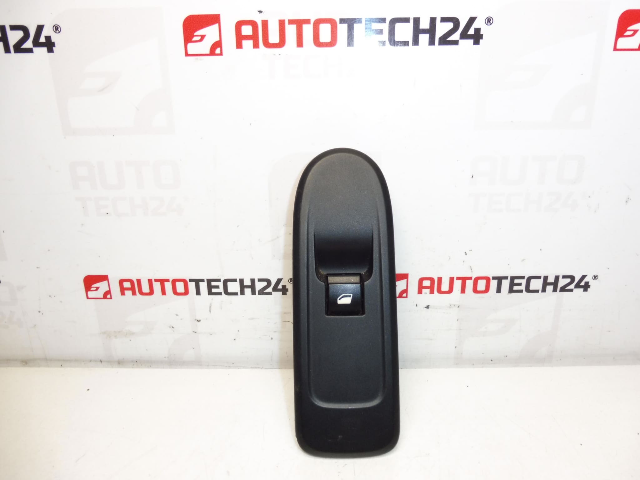 Conductor Citroën C3 II 96657927xt 6490ch