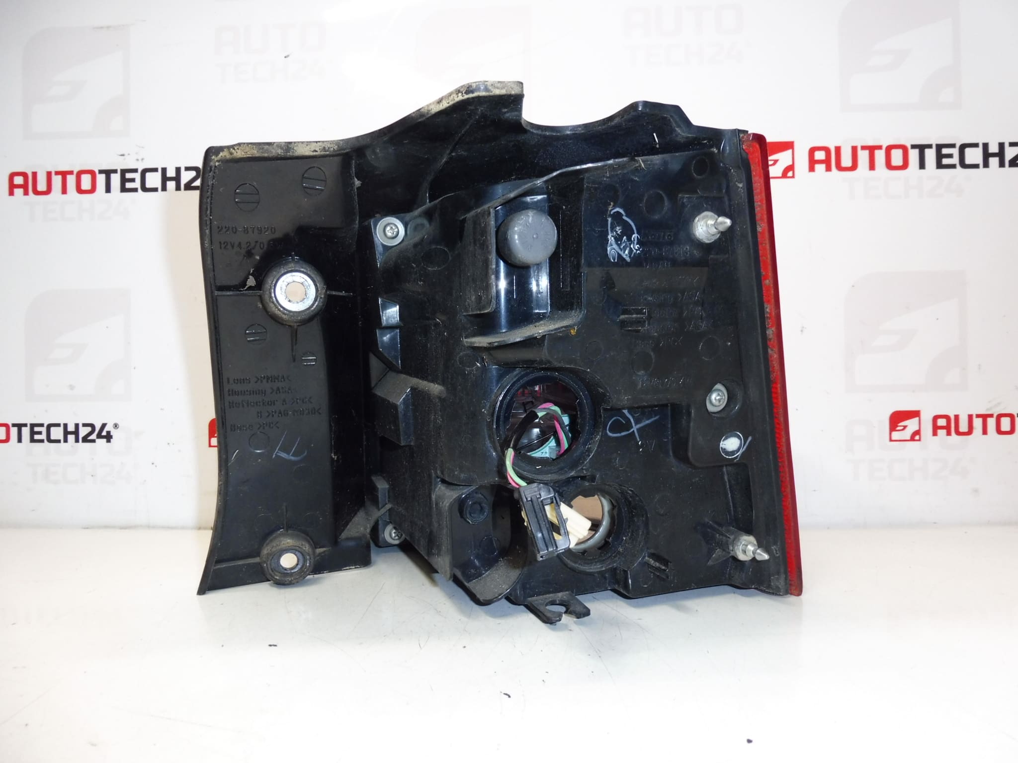 Piloto trasero izquierdo Citroën C-Crosser 6350EH - Imagen 2