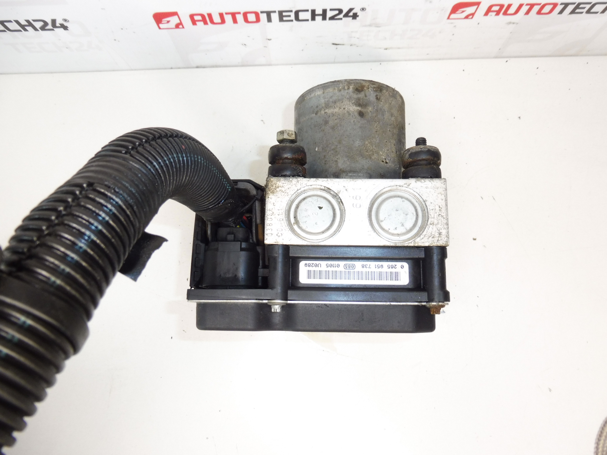 Centralita ABS Peugeot 3008 5008 0265951738 9674677580 0265230304