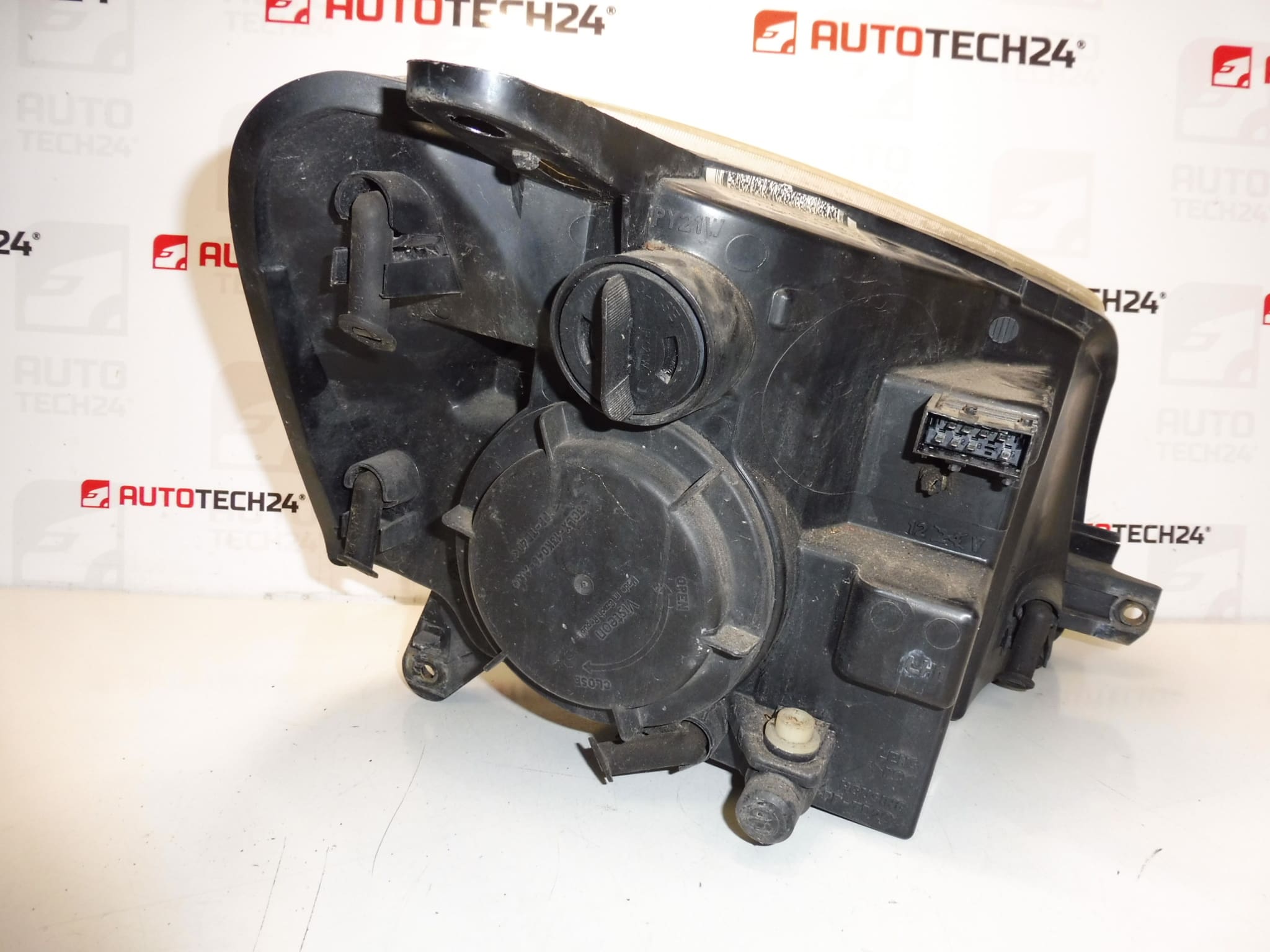 Luz Izquierda Citroën Berlingo Peugeot Partner 9644150980 - Imagen 2