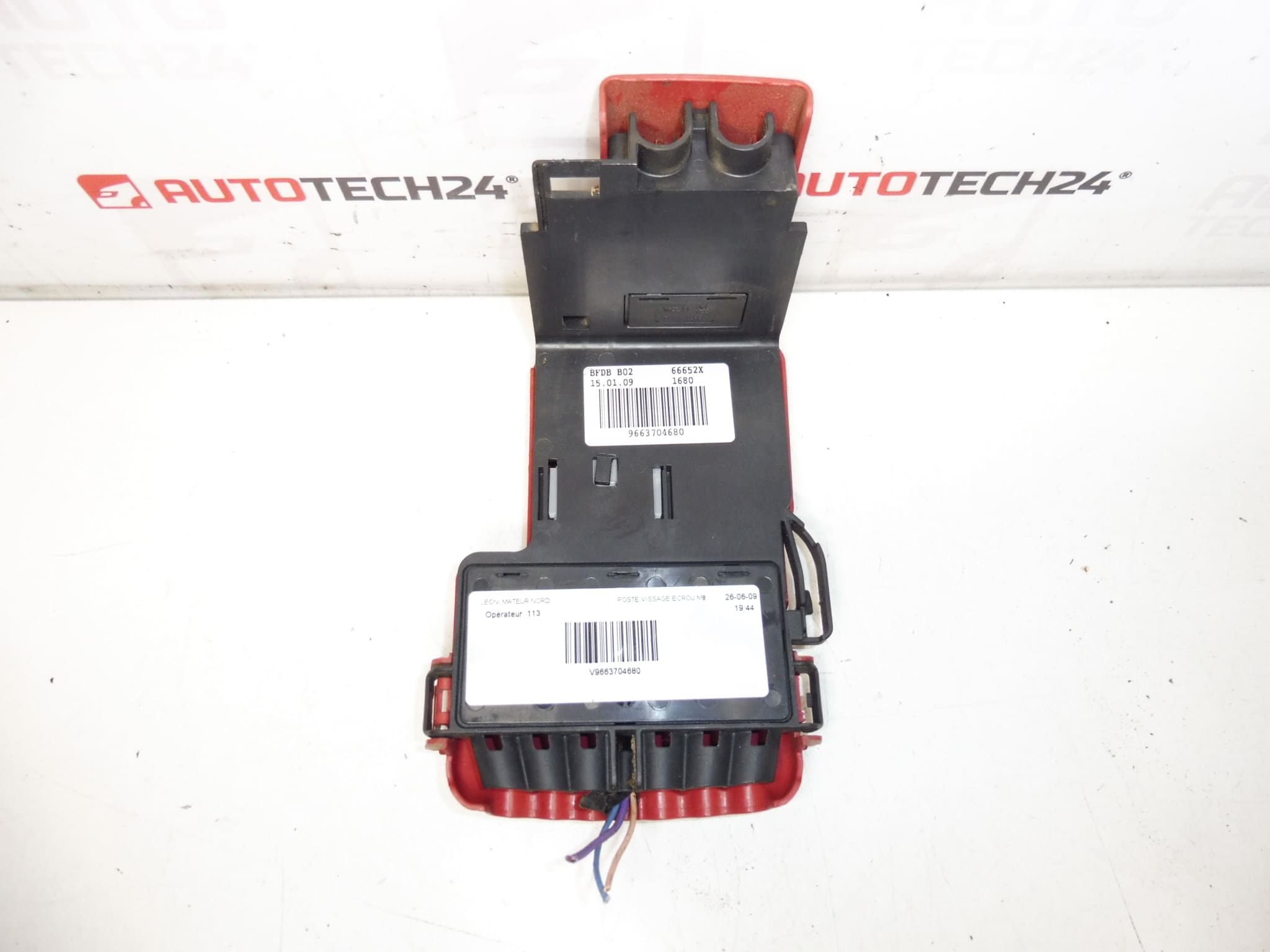 Modulo fusible Peugeot 308 9663704680 6500GR - Imagen 2