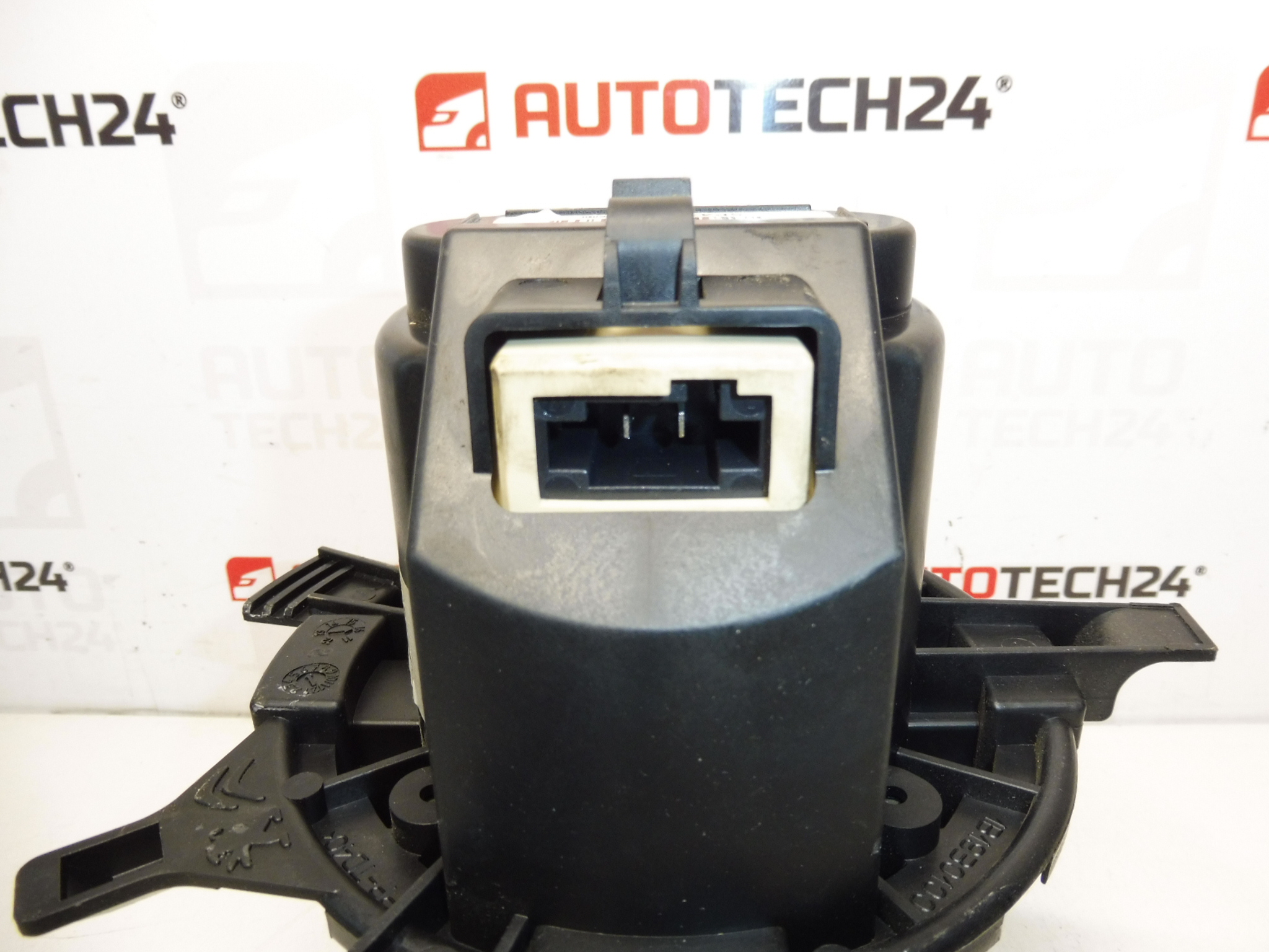 Denso Citroën C-Elée Peugeot 301 1609170880