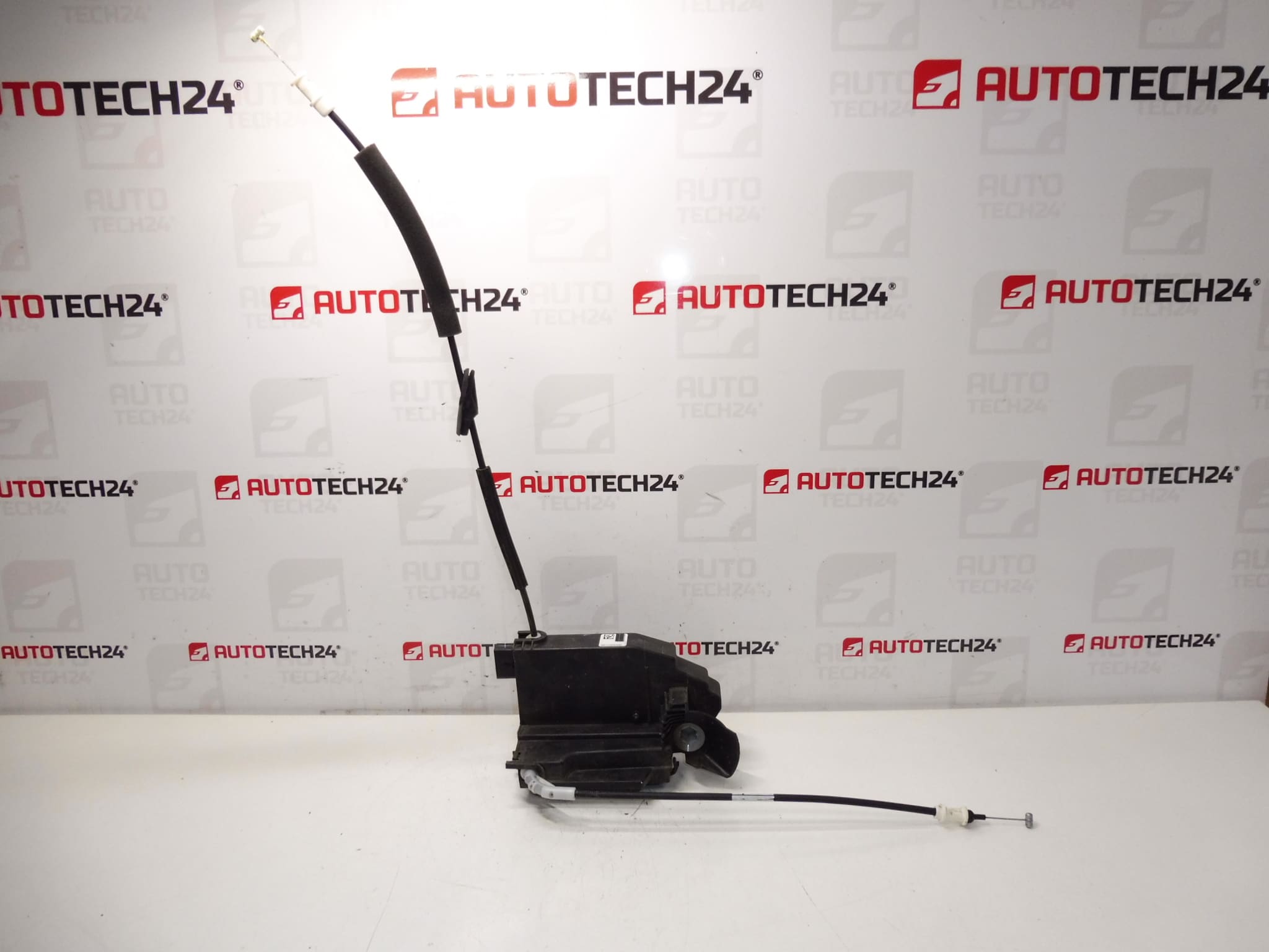 Cerradura puerta conductor delantera izquierda Peugeot 308 T9 9810309480