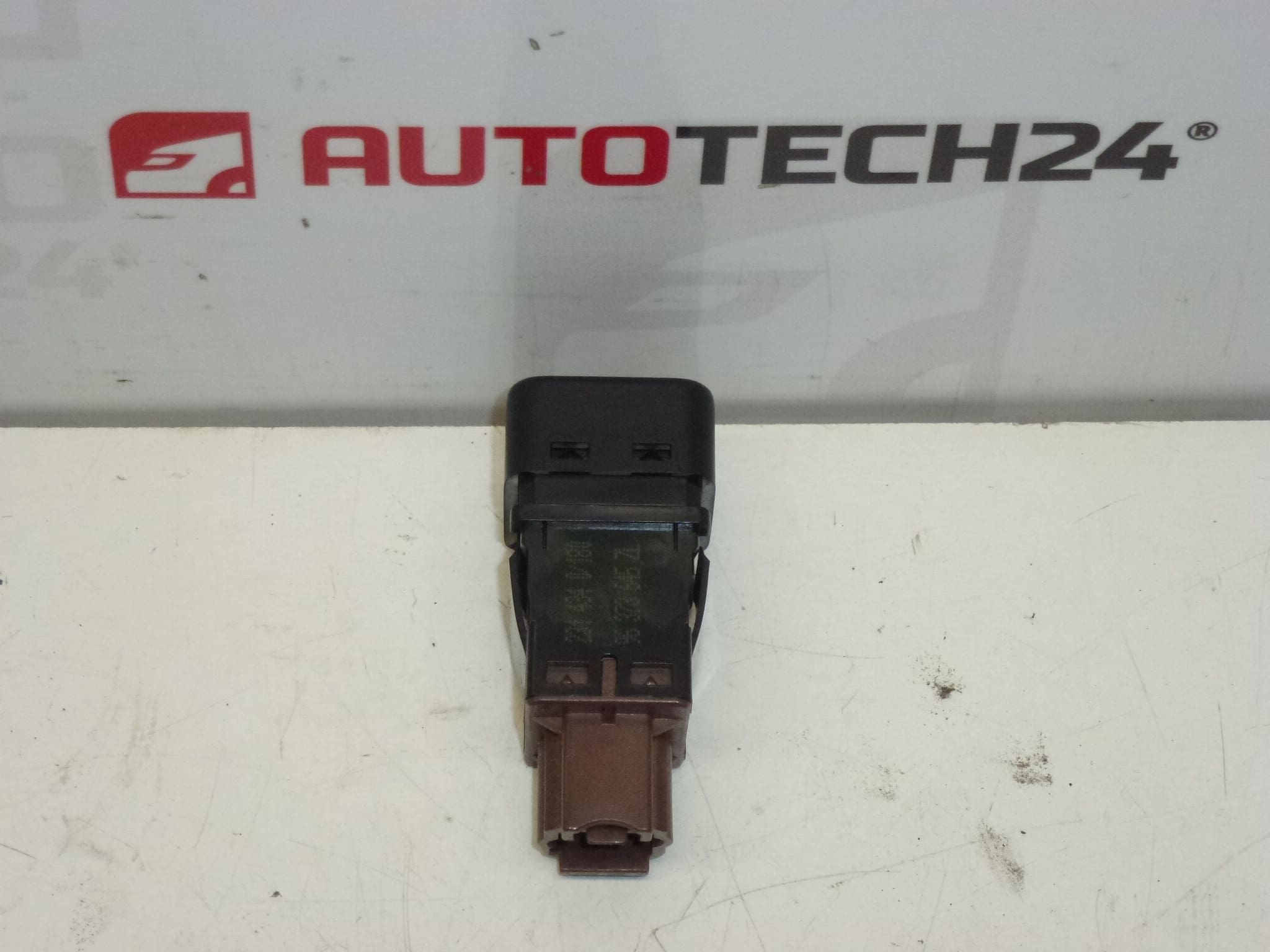 Interruptor Airbag Pasajero Citroën Peugeot 96373645XT 8216F2 - Imagen 2