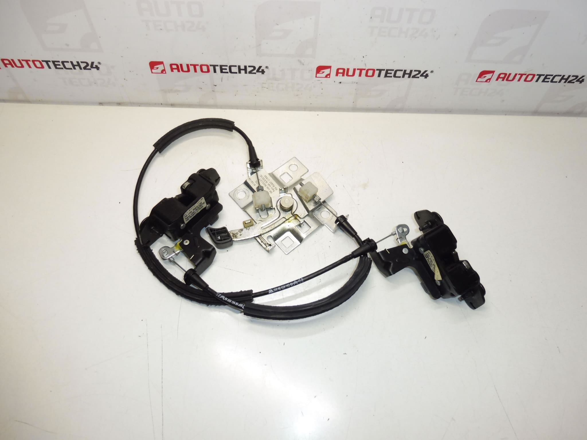Juego cerradura capot trasero Peugeot 3008 9685931877 9685915280