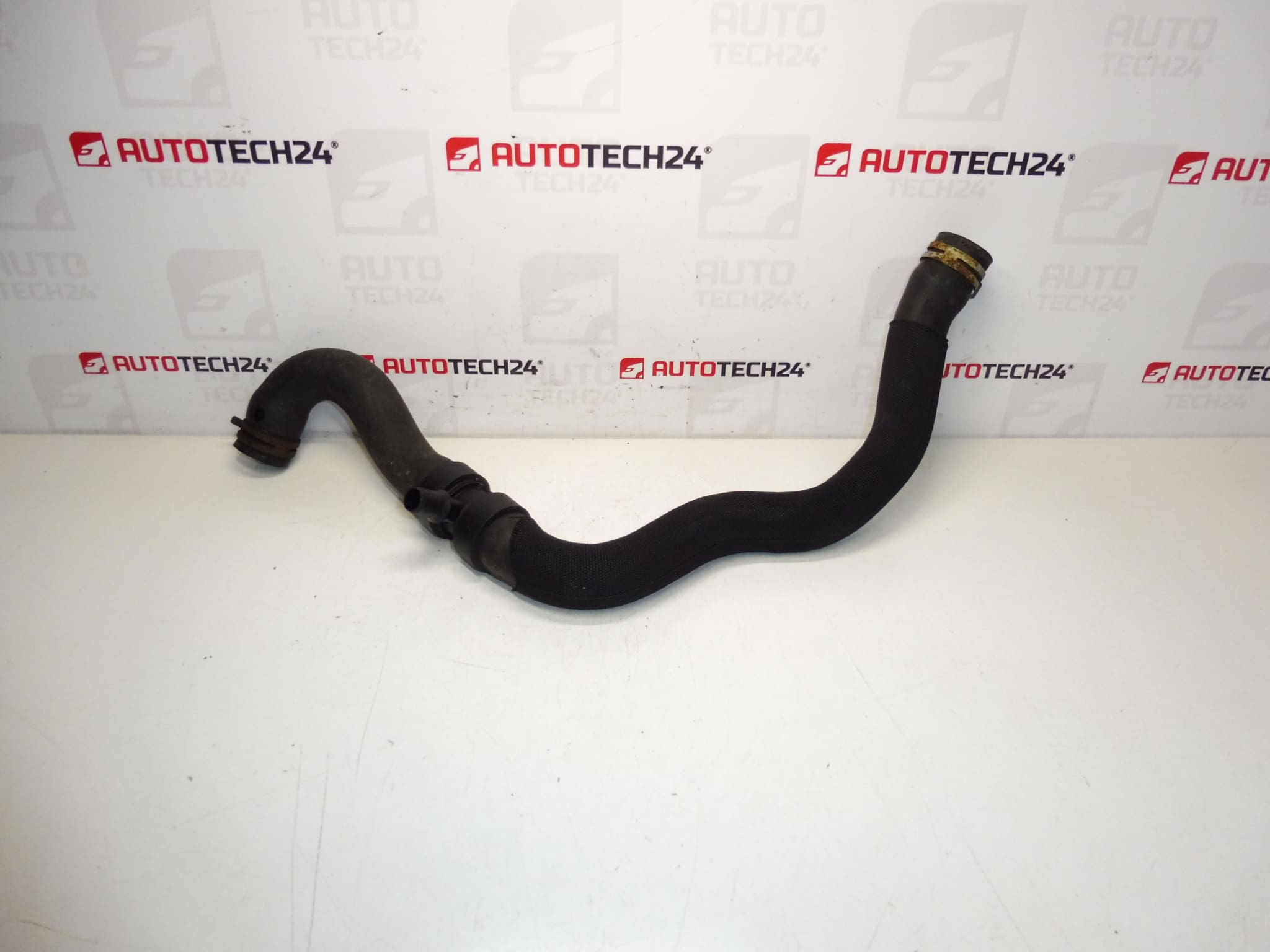 Manguera de agua Citroën Peugeot 2.0 HDI 135208
