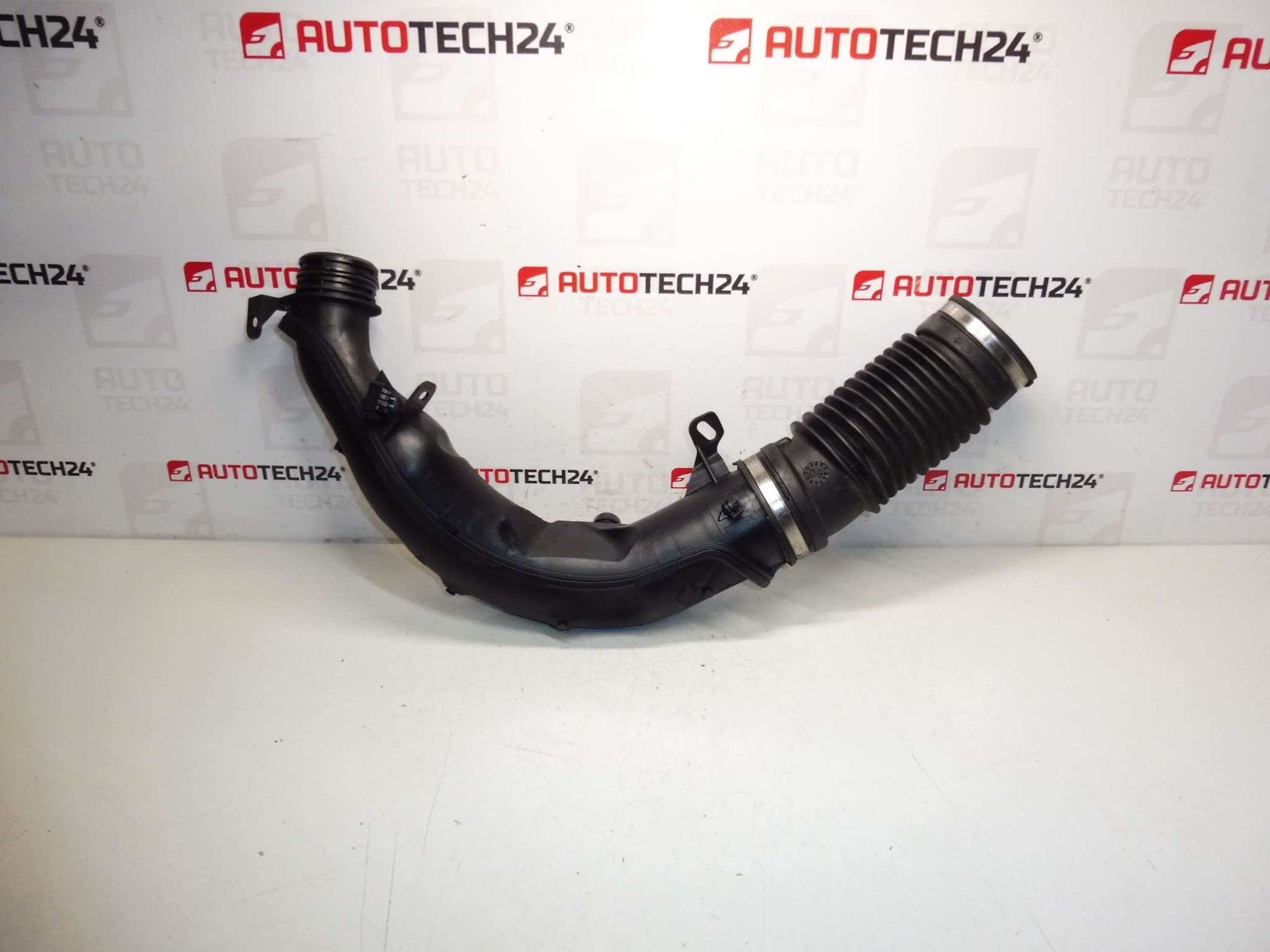 Toma de aire Citroën Peugeot 2.0 HDI RH02 9685498280 1434E6