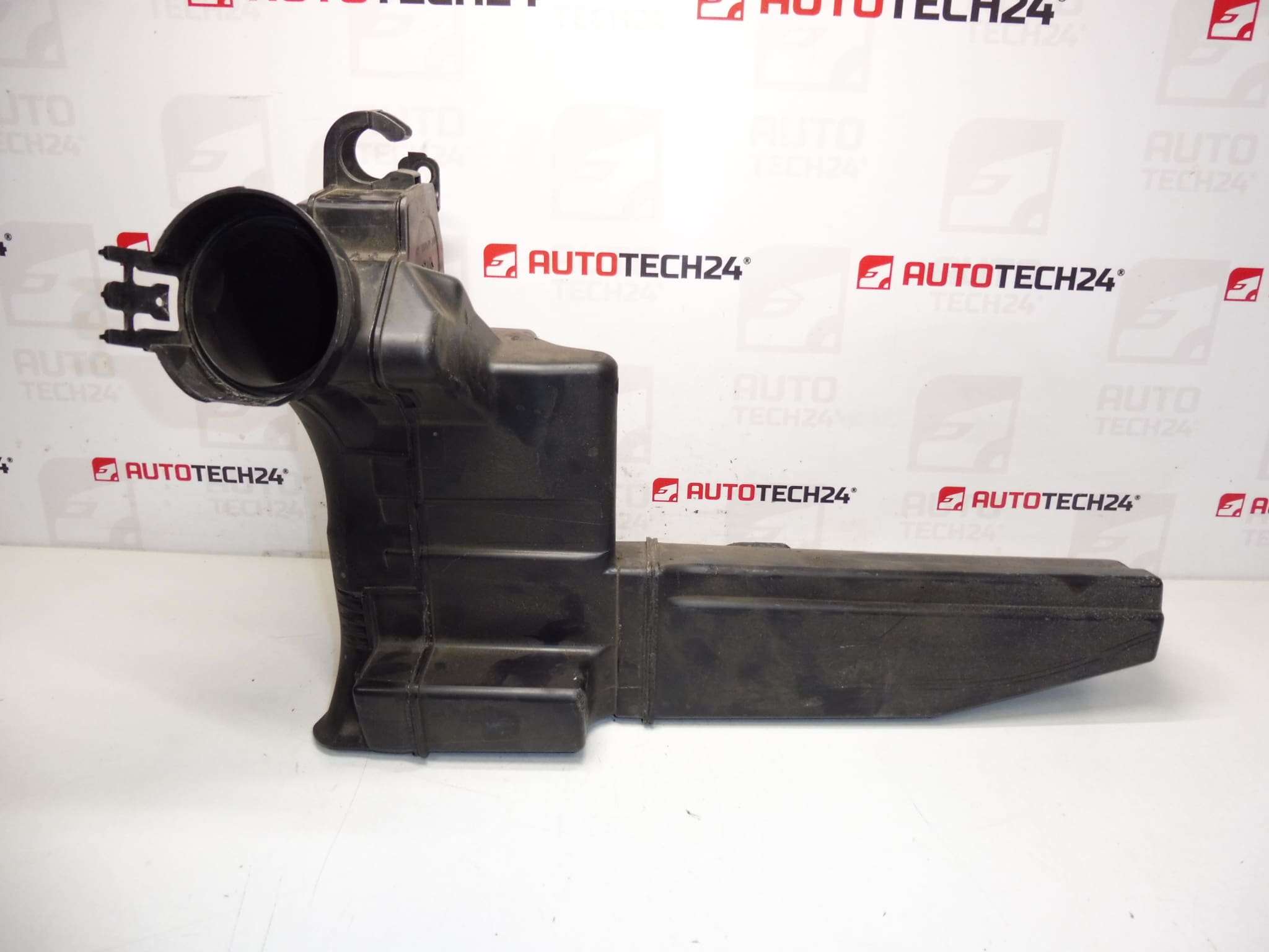 Resonador de admisión de aire 1.4 VTI 70 kW 8FS Citroën Peugeot 9683339380 1436Q7 - Imagen 2
