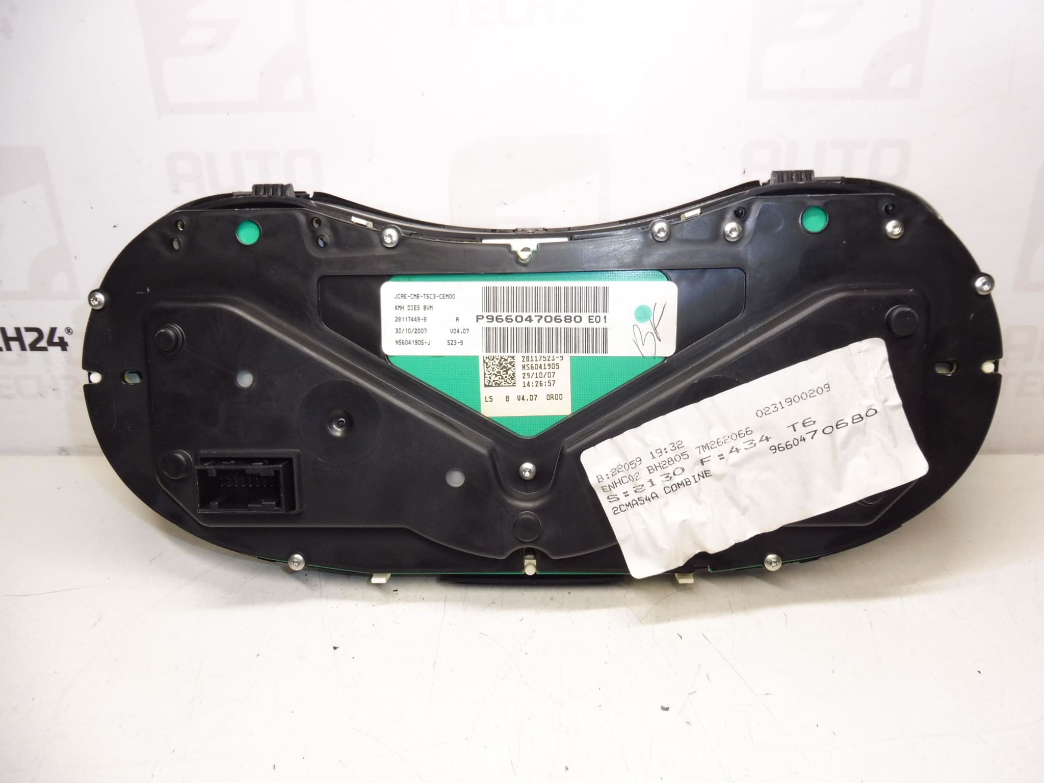 Velocímetro Peugeot 307 205000 km 9660470680 E01 - Imagen 2