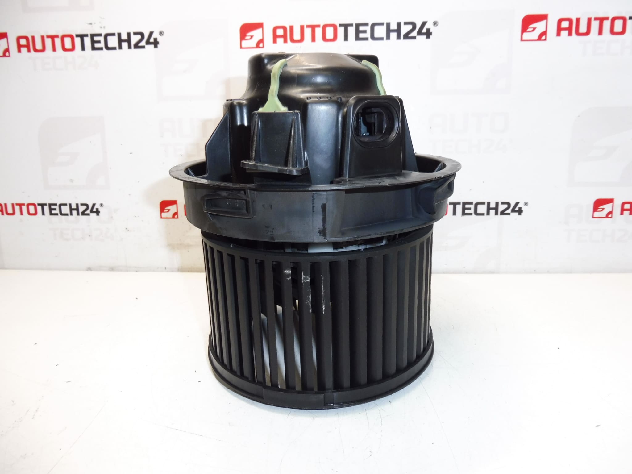 Ventilador calefactor Valeo Citroën Peugeot 207 GMV A7