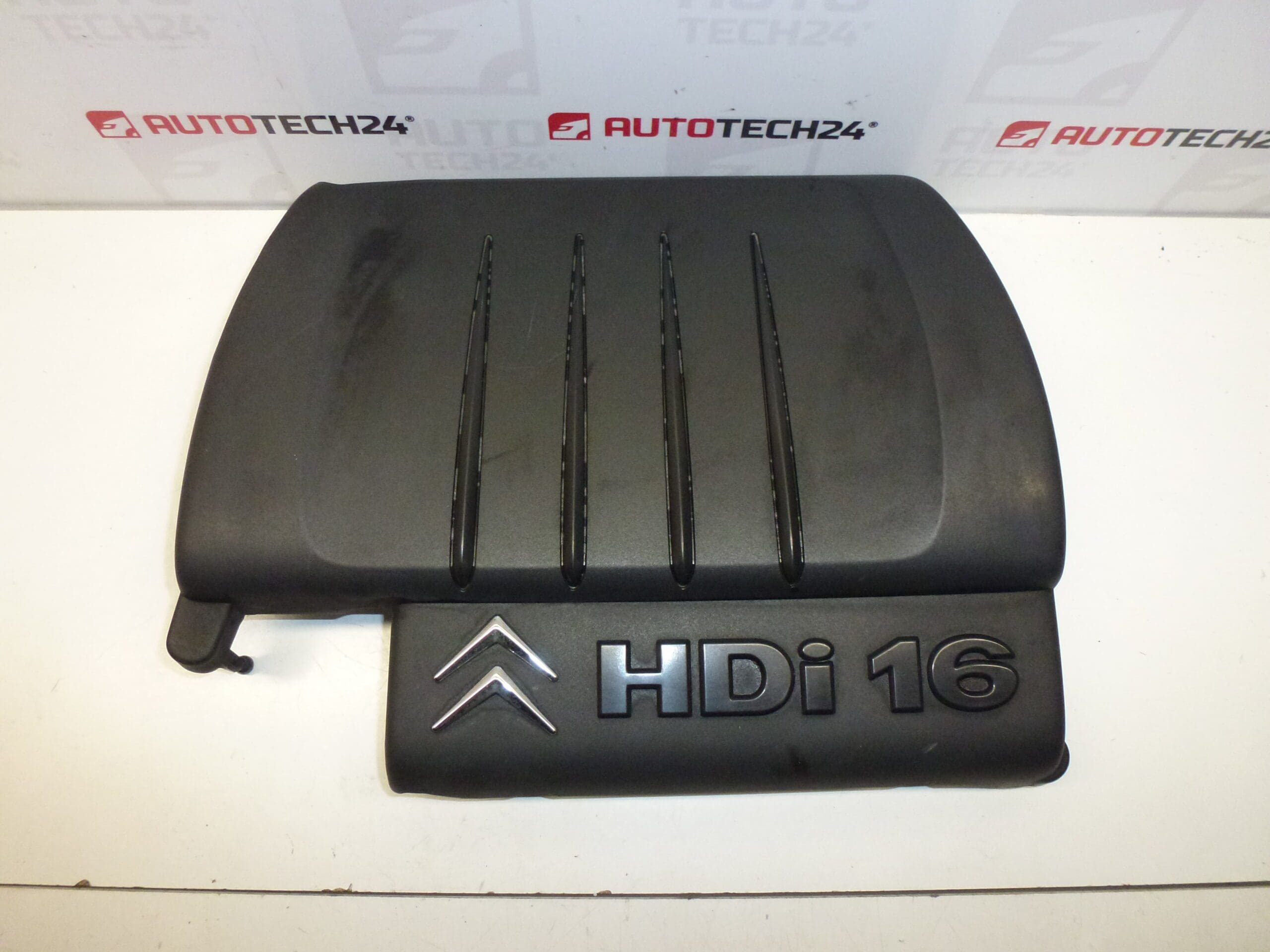 Tapa motor 1.6 HDI Citroën 9659999980 0137E5