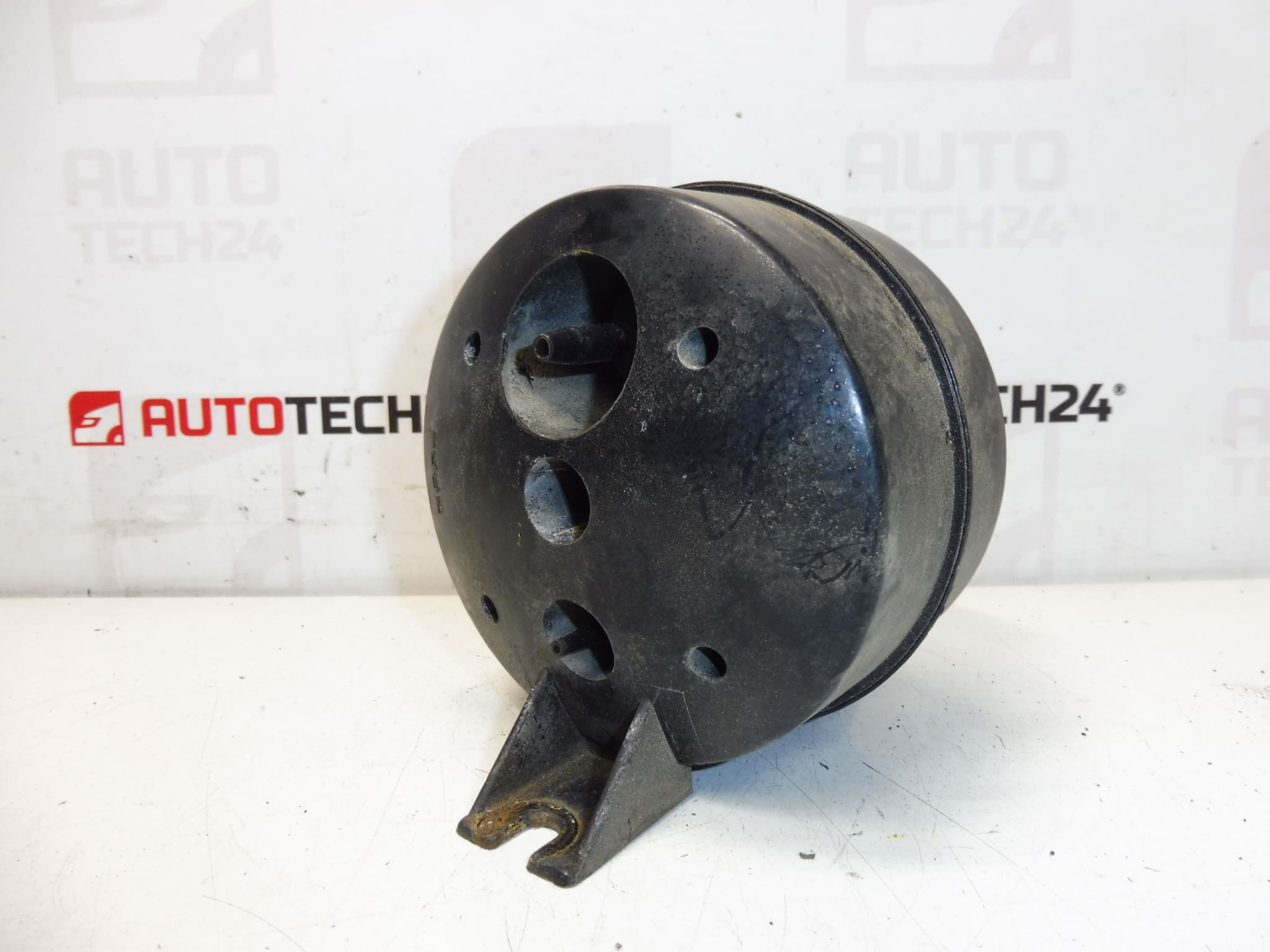 Depósito de vacío Citroën Peugeot 1622T0