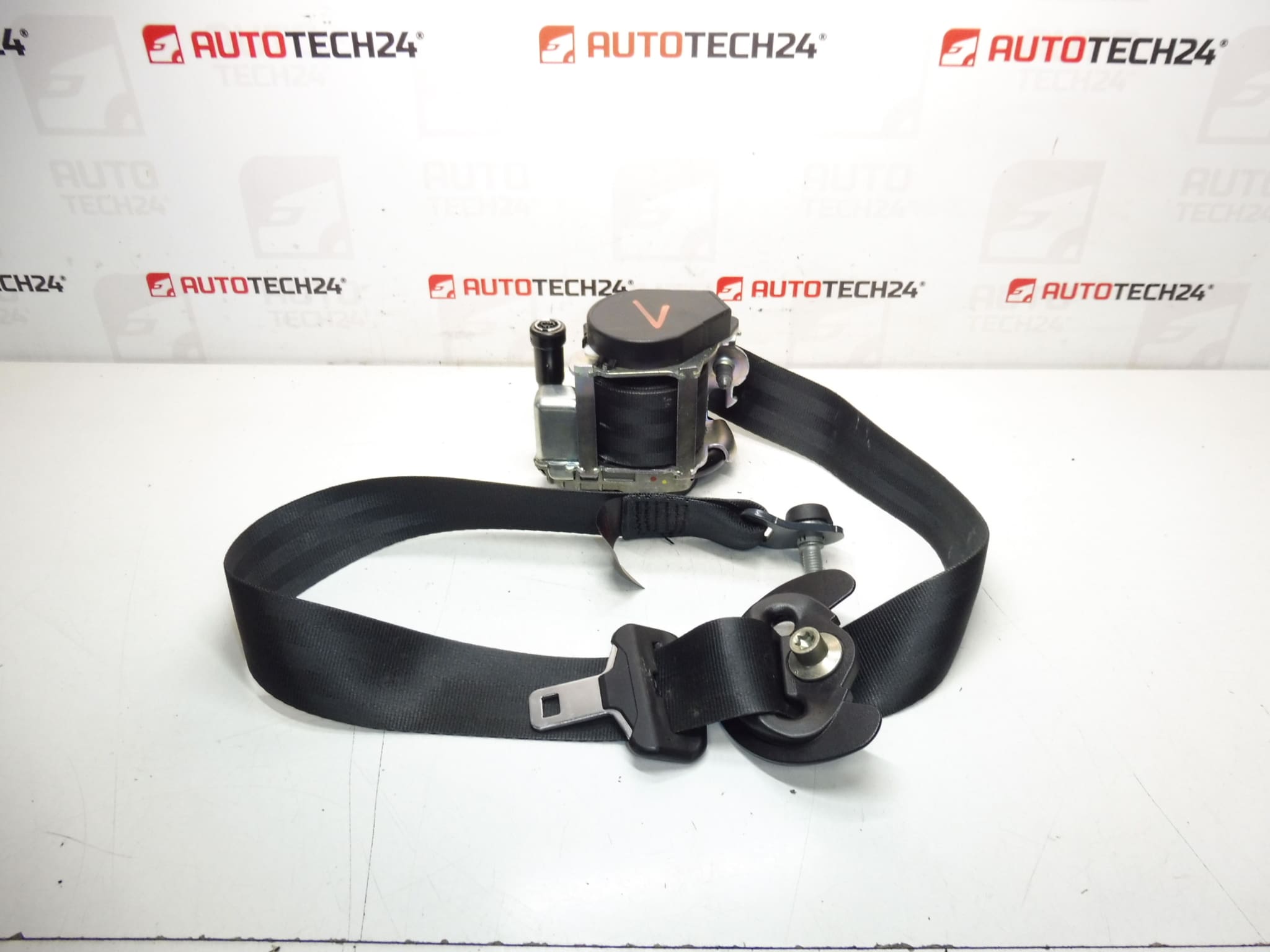 Cinturón de seguridad del conductor Peugeot 308 96768383XX 8976S1