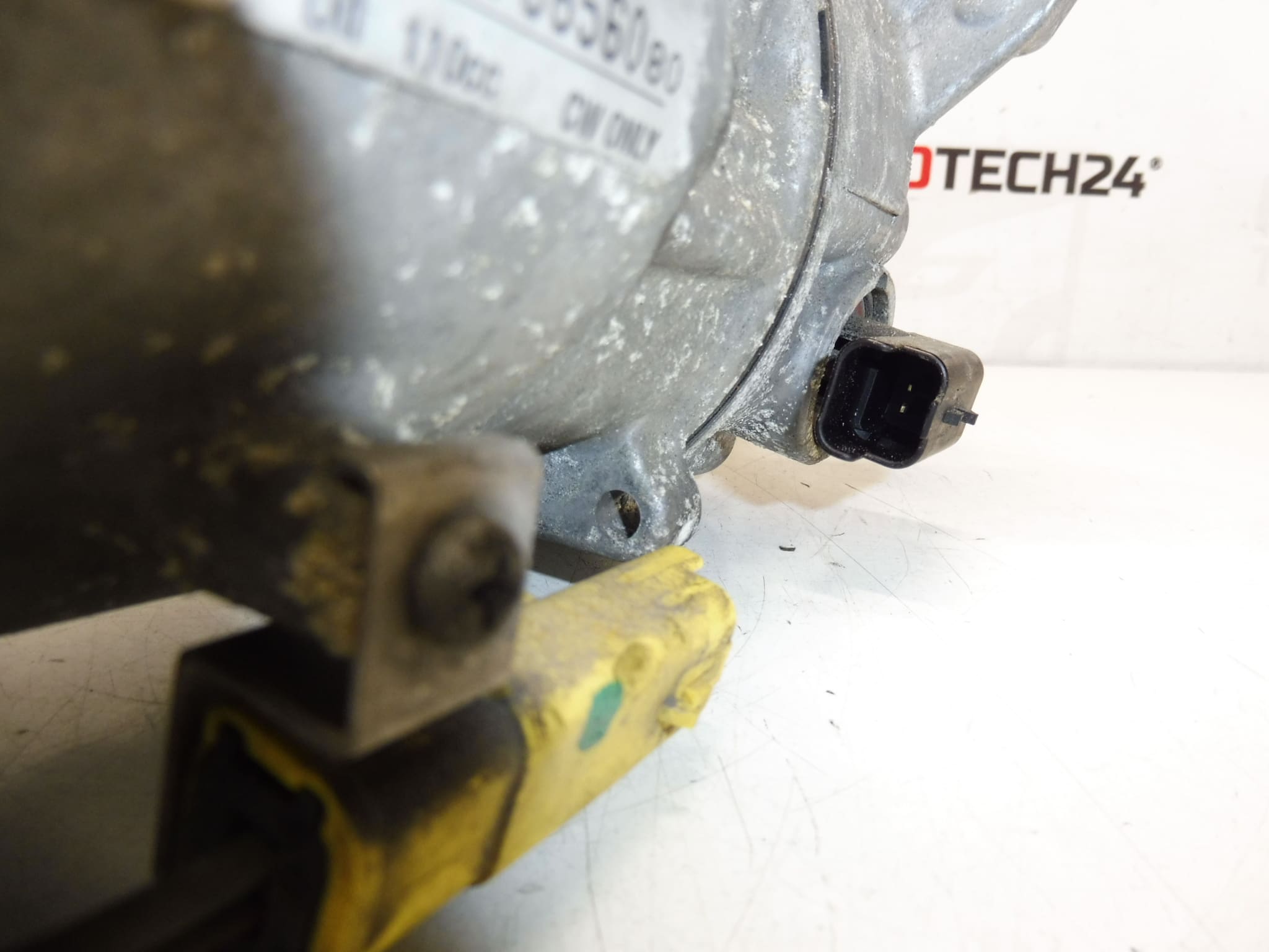 Compresor aire acondicionado Sanden SD6C12 1367 Citroën Peugeot 9678656080 - Imagen 2