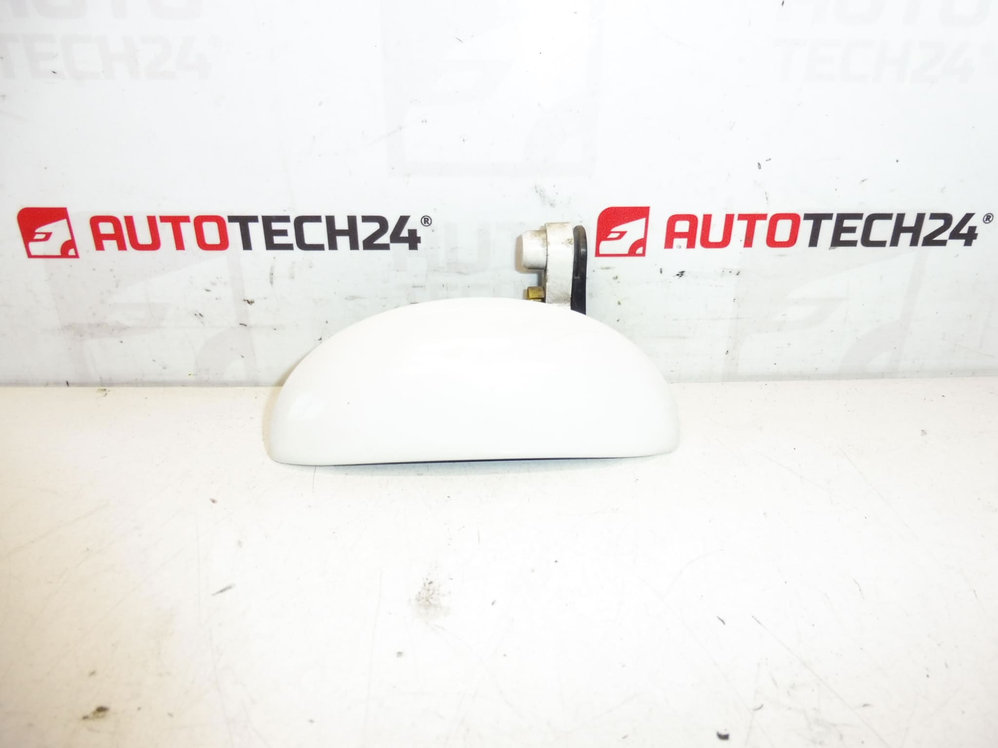 Maneta puerta delantera izquierda KWD Citroën C1 Peugeot 107 9101AK