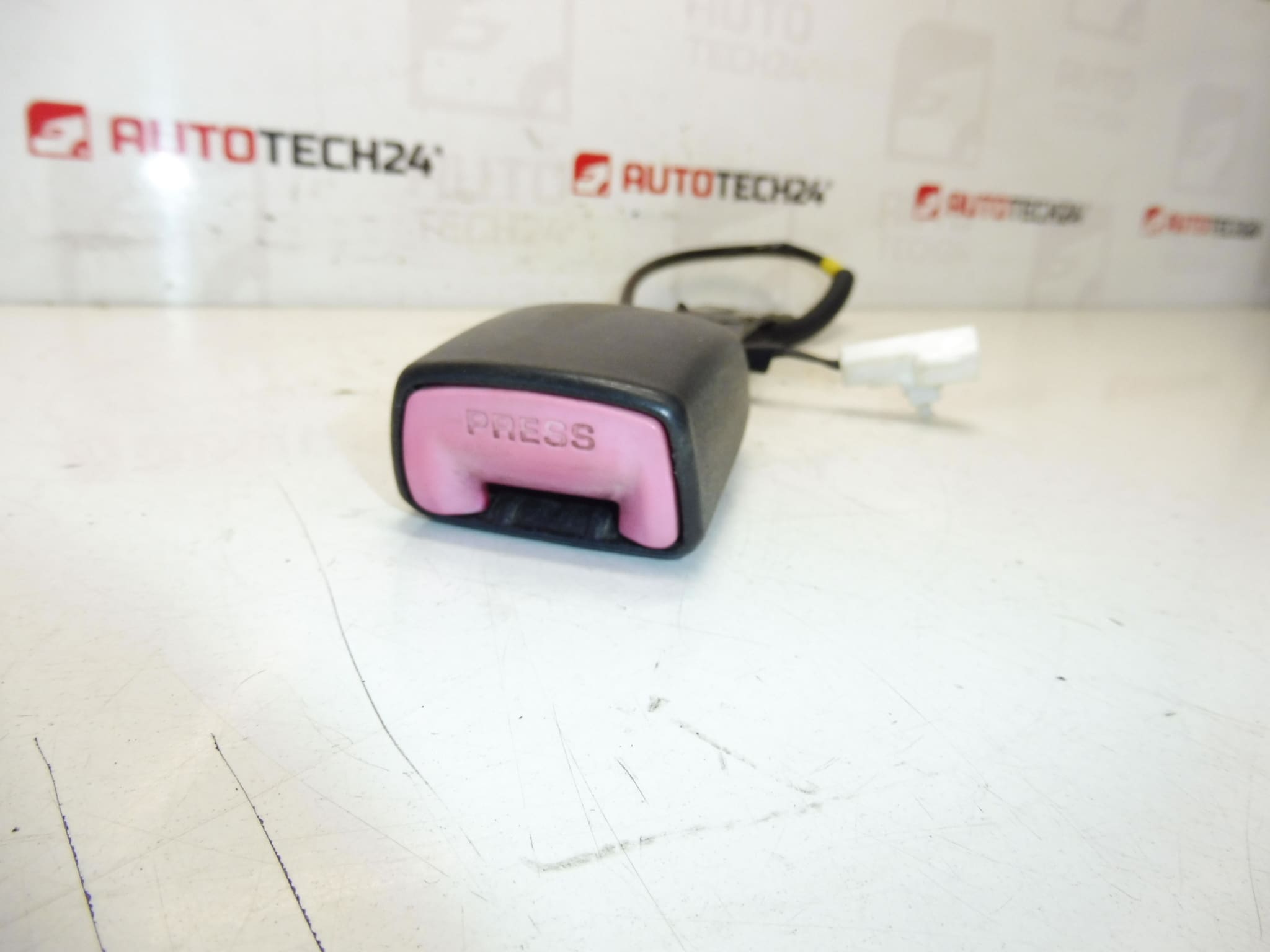 Titular del carnet de conducir Citroën C1 Peugeot 107 8974LR 8976N8 - Imagen 2