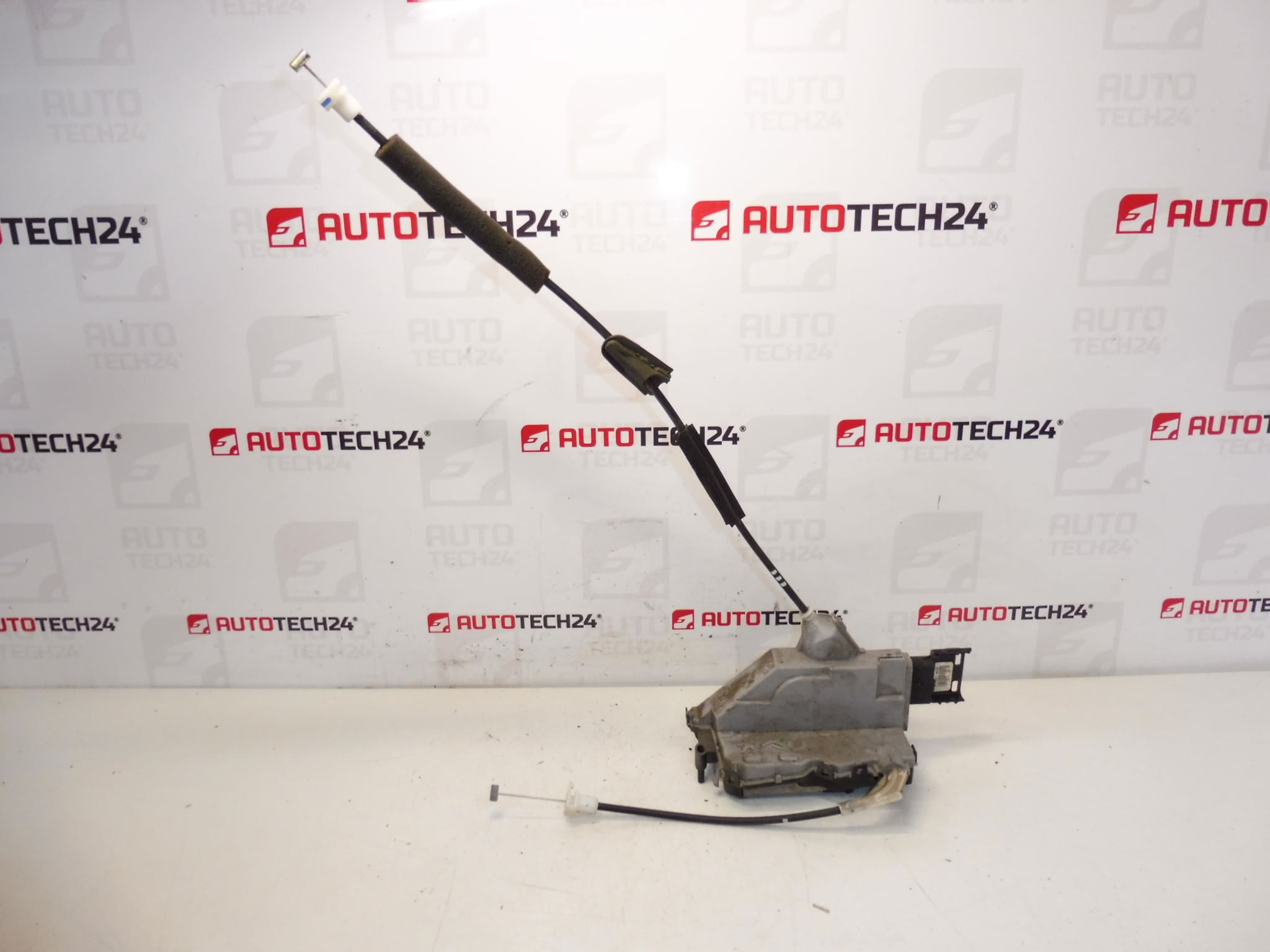 Cerradura puerta trasera derecha Citroën C3 II A51 9800625180