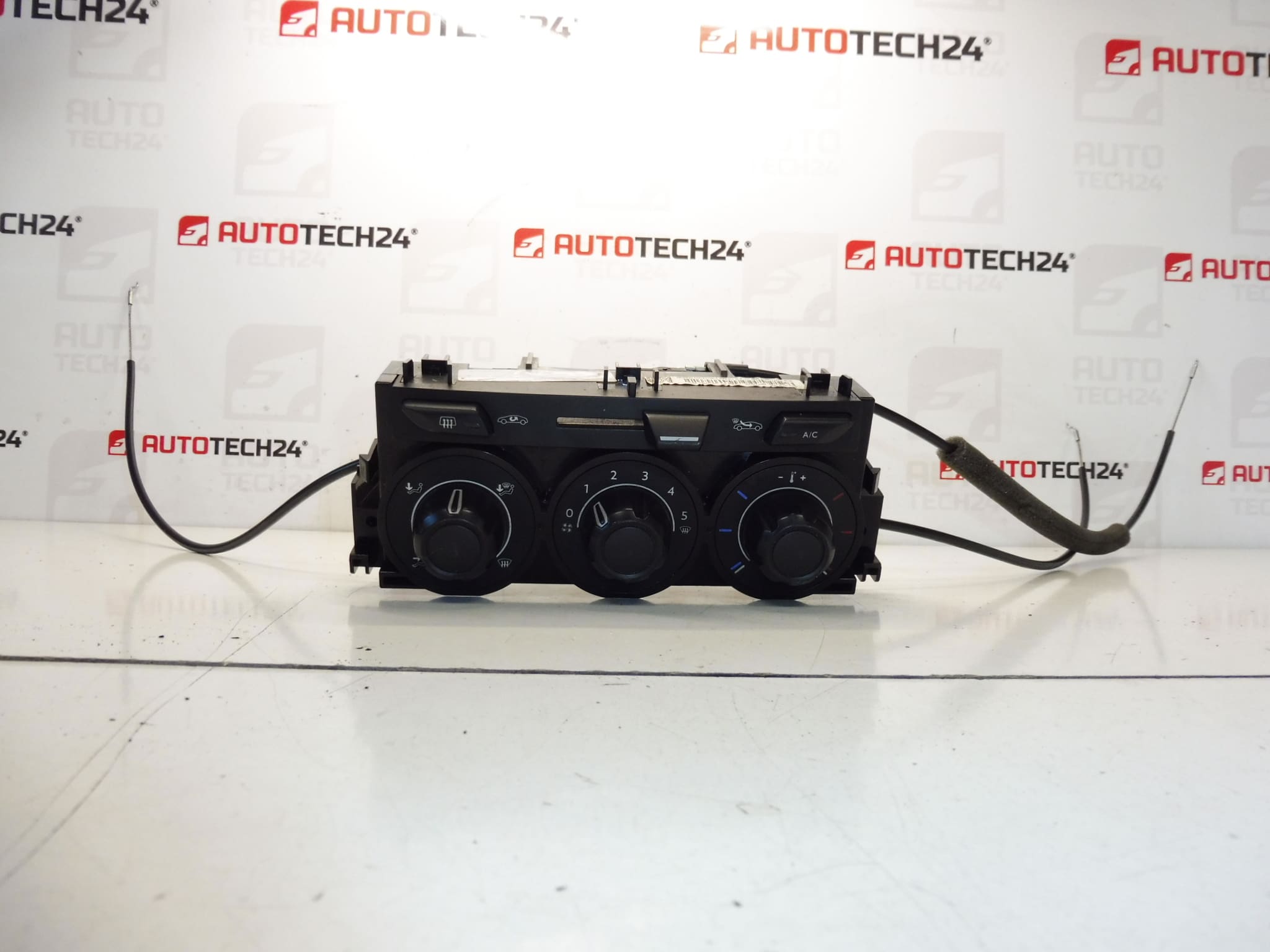 Mando calefactor aire acondicionado Citroen C3 II y DS3 9675400280