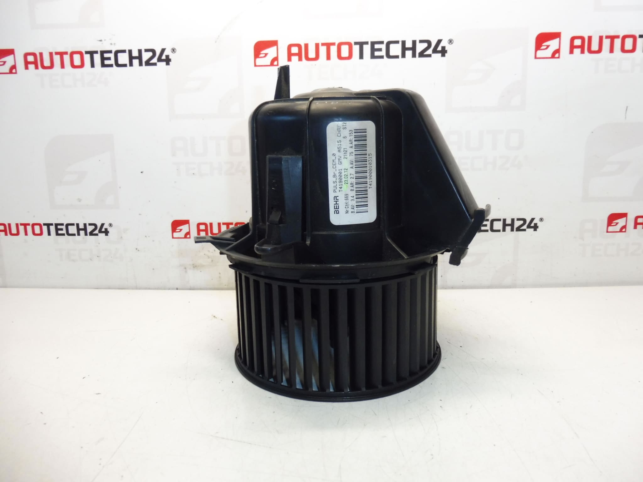 Ventilador calefactor Valeo Citroën Peugeot T4190001 6441CR