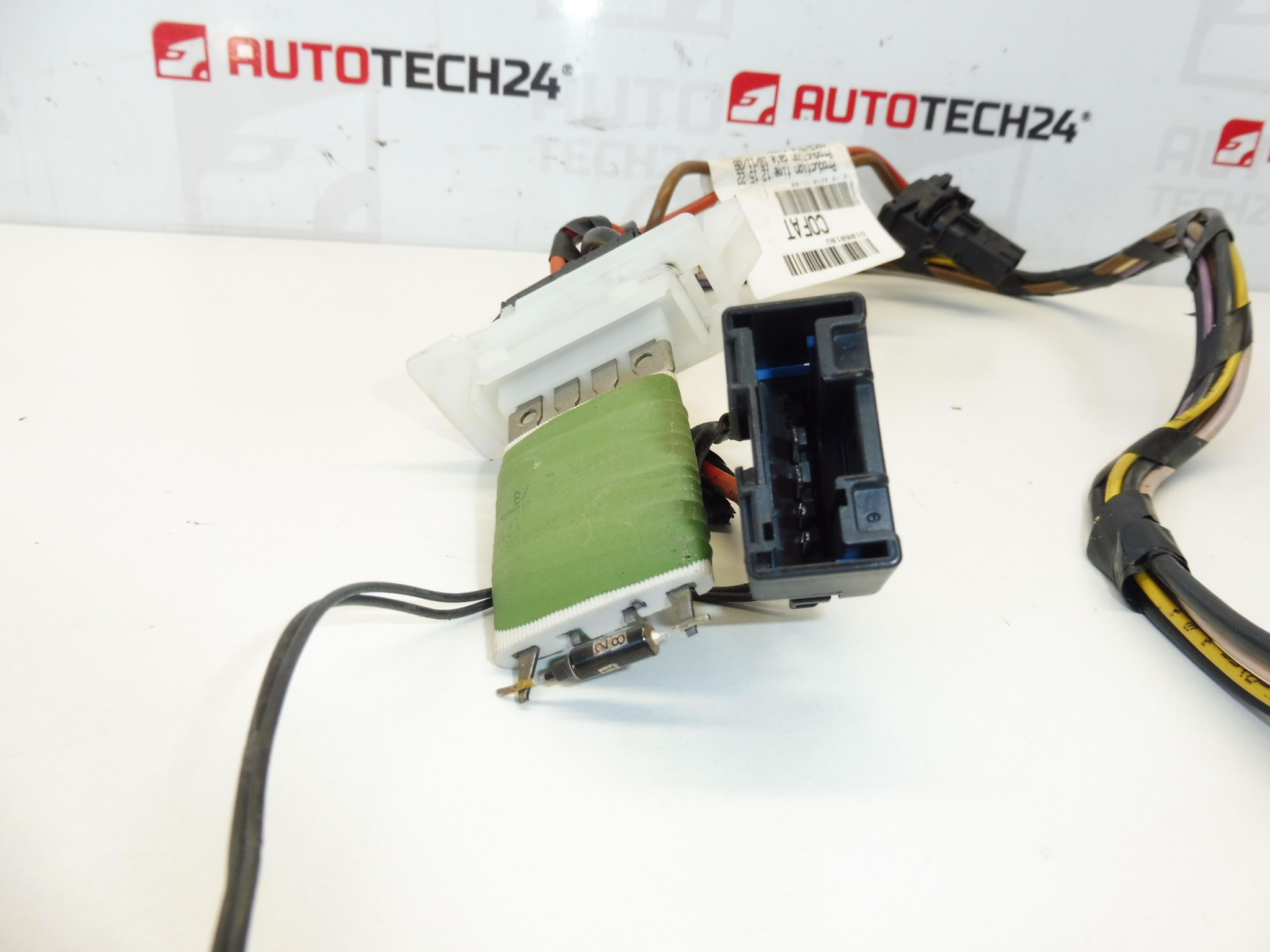 Conjunto De Aire Acondicionado Valeo Peugeot 207 0106019U 6445ZZ 643674