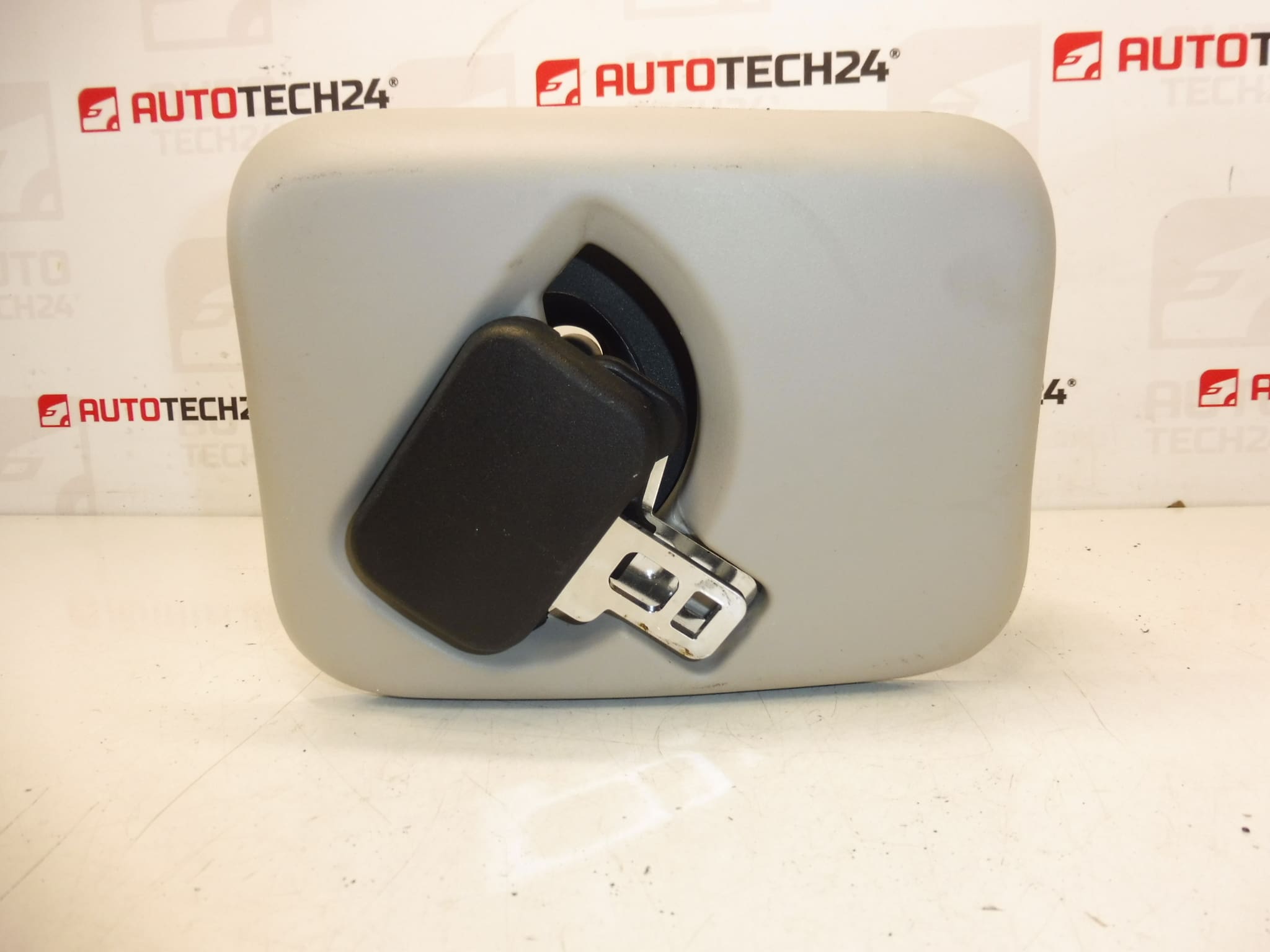 Cinturon seguridad central trasero Citroën C4 Picasso 9654438077 8974XR