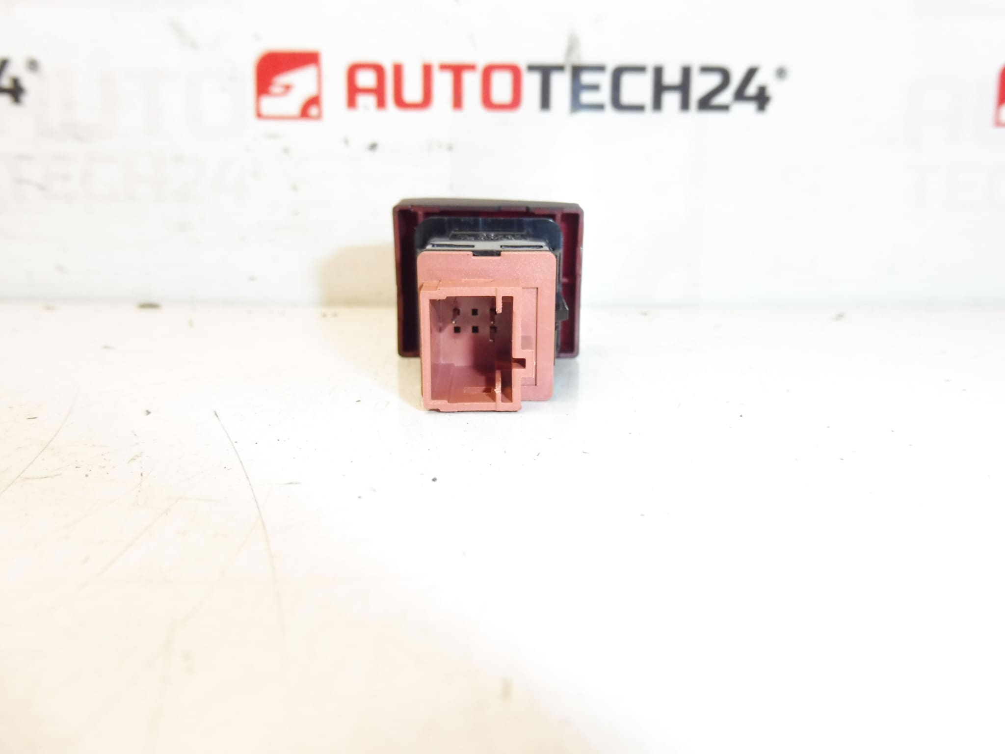 Controlador de luces de emergencia Peugeot 3008 5008 96652440ZD - Imagen 2