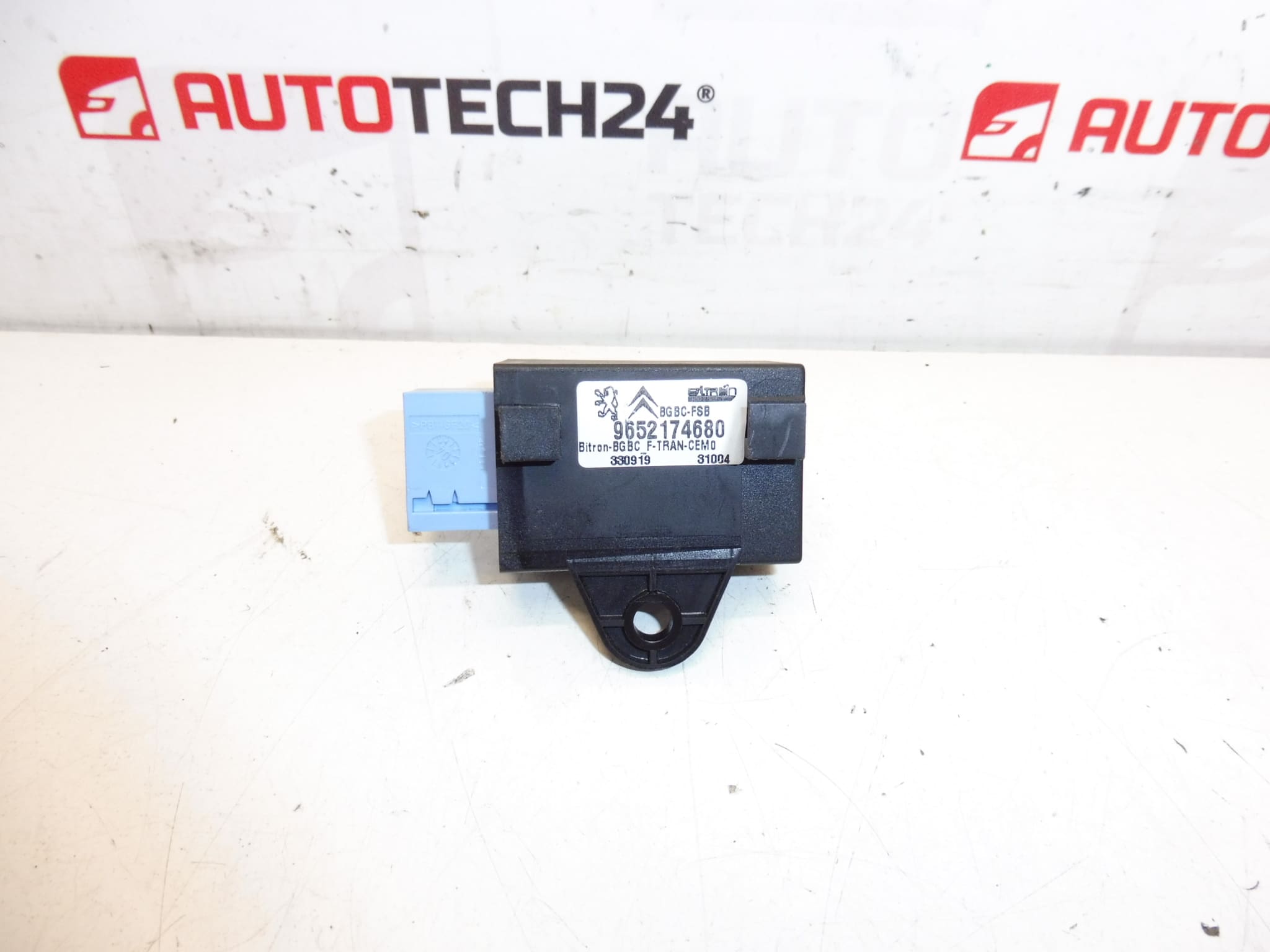Relé Pase De Seguridad Citroën Peugeot 9652174680 8914GH