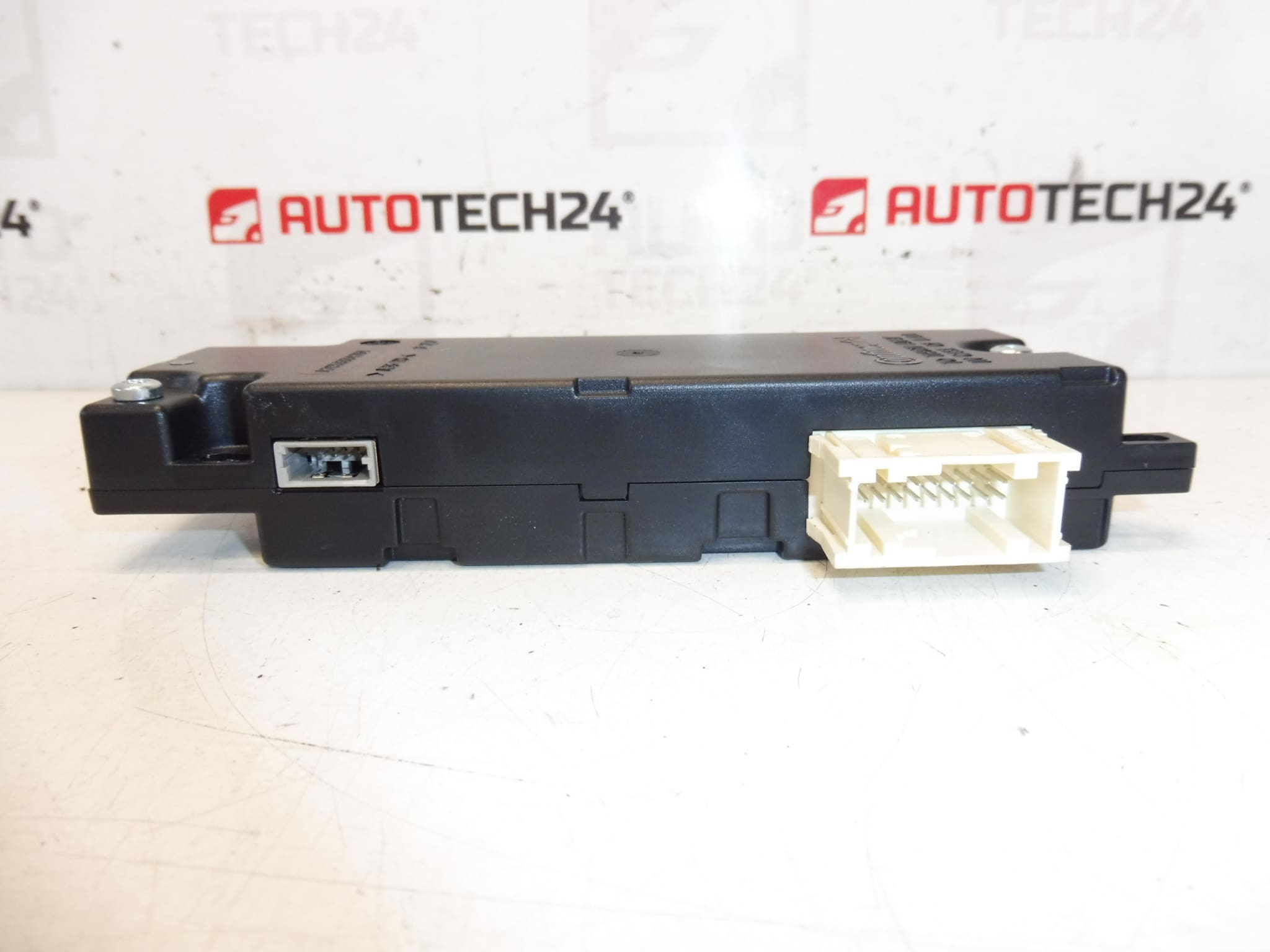Módulo Bluetooth Citroën Peugeot 9666760080 S180073002 J - Imagen 2