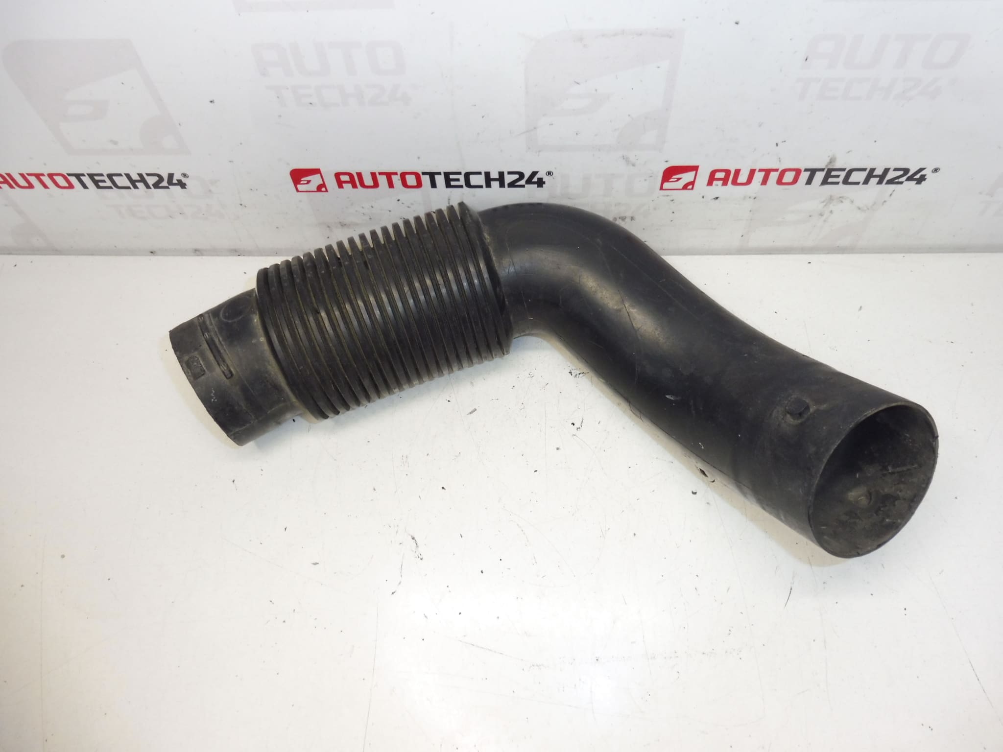 Boquilla de admision 1.6 HDI Citroën Peugeot 9647392480 143451 - Imagen 2