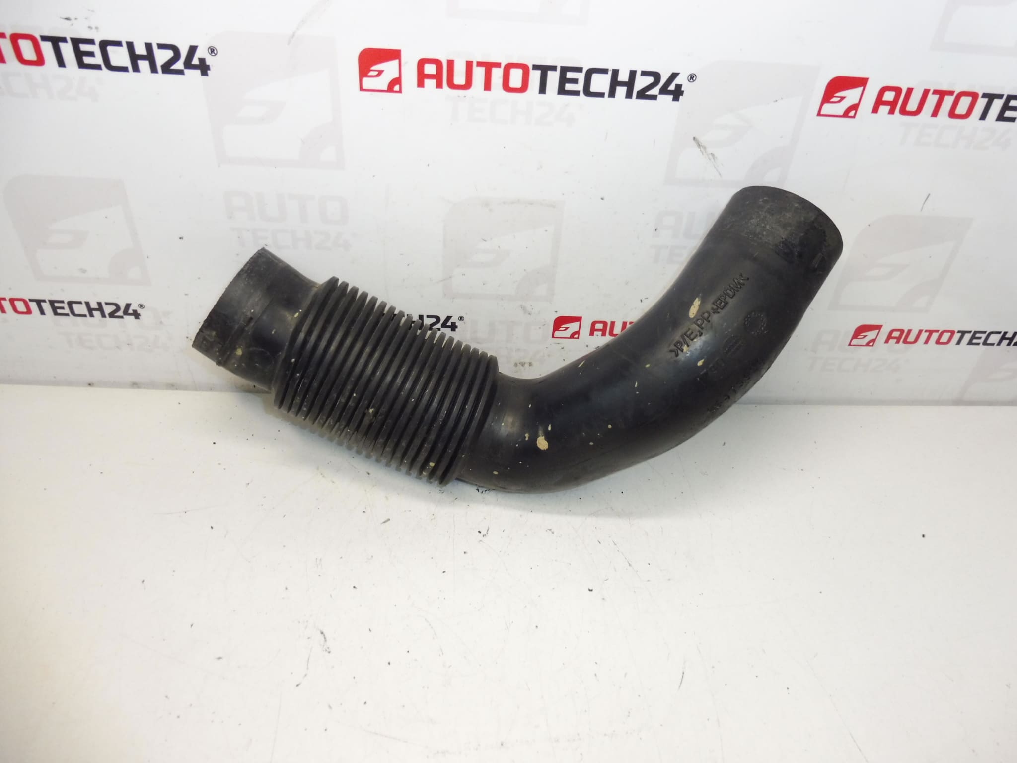 Boquilla de admision 1.6 HDI Citroën Peugeot 9647392480 143451