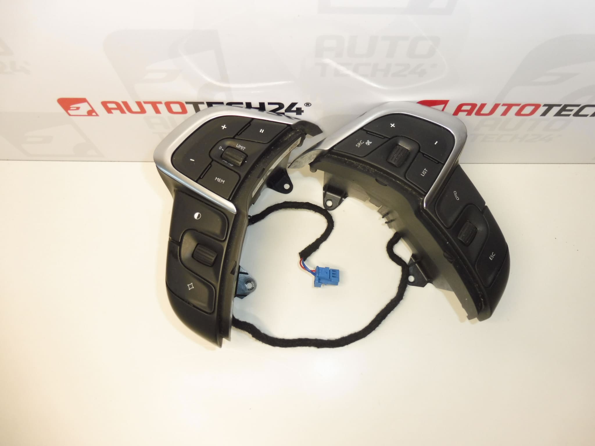 Mando Volante Citroen C4 II y DS4 96720514ZD 98094655ZD