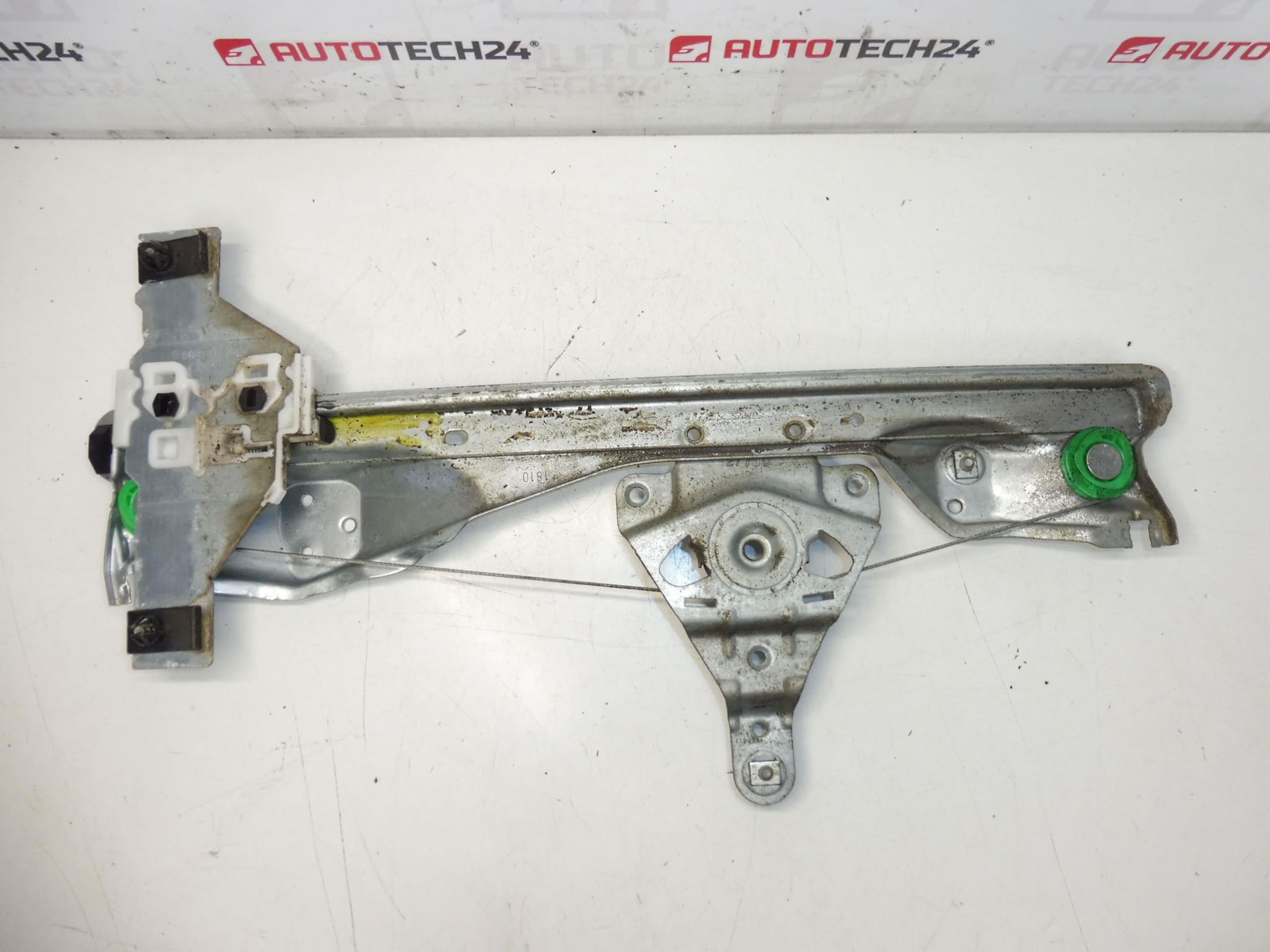 Peugeot 308 retractor luneta trasera izquierda 9680979080 9223E5 - Imagen 2