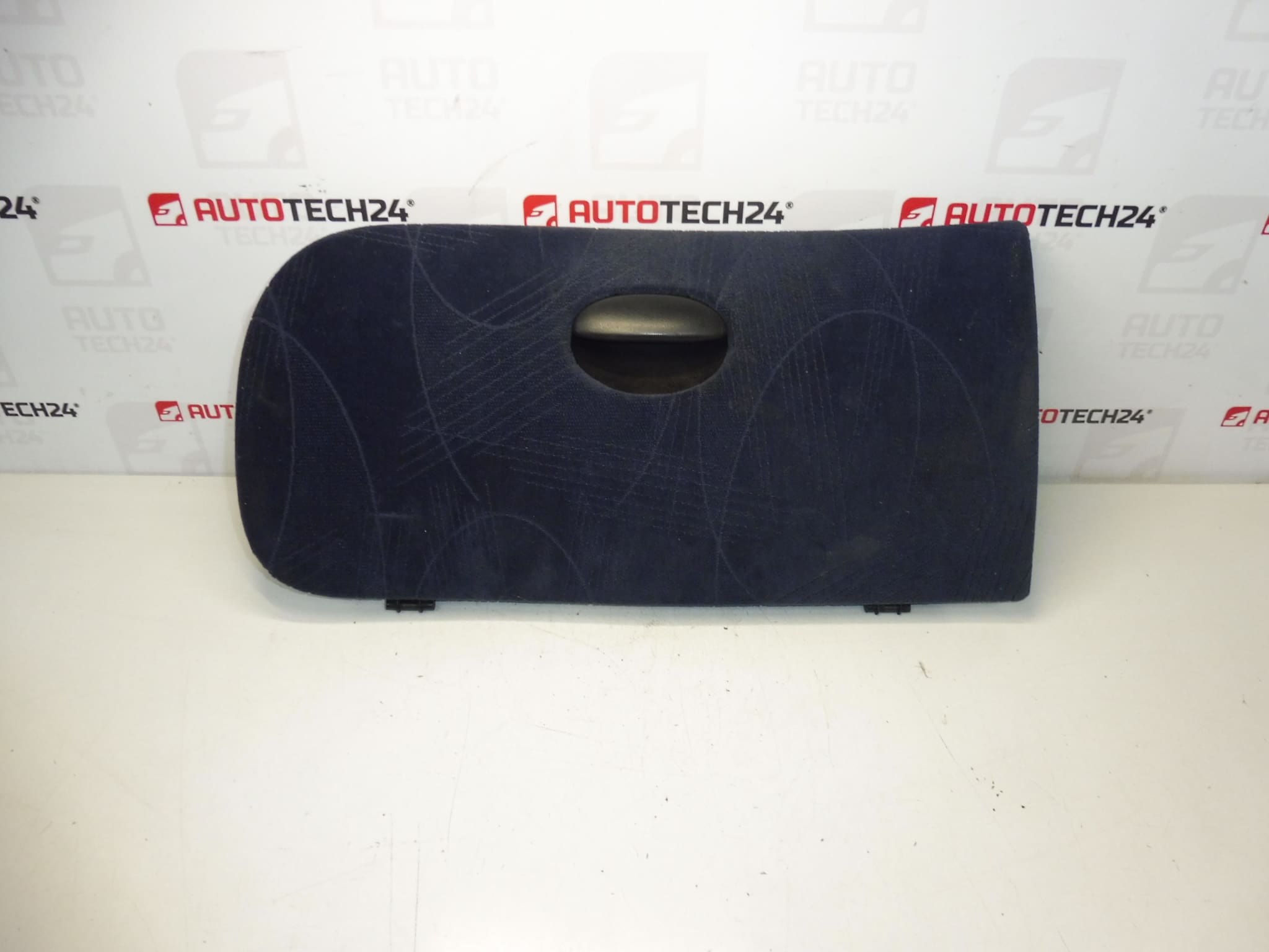 Tapa guantera Peugeot 206 96440241LD 8218VG