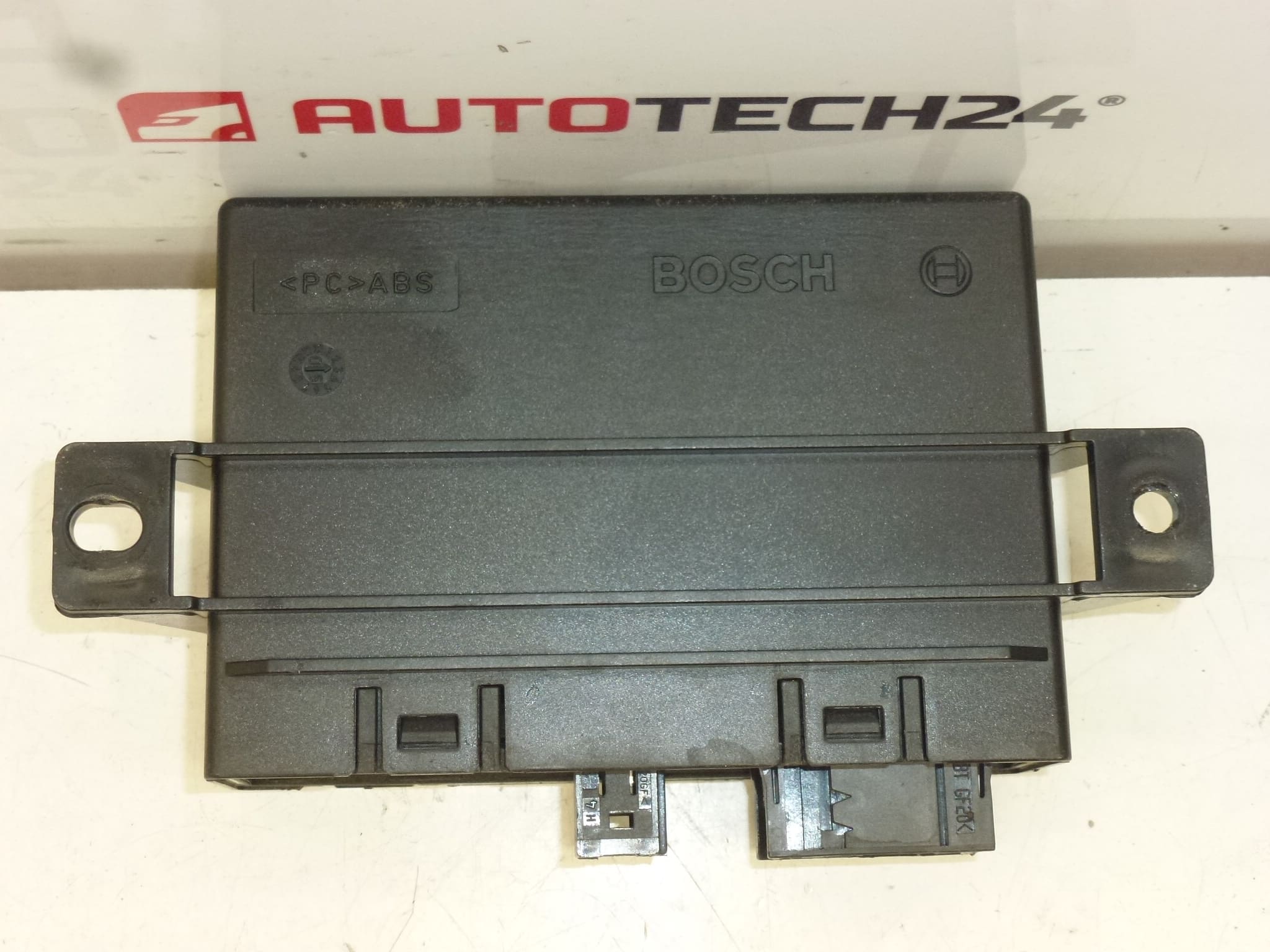 Centralita PDC Peugeot 407 0263004095 6590L7 6590T5