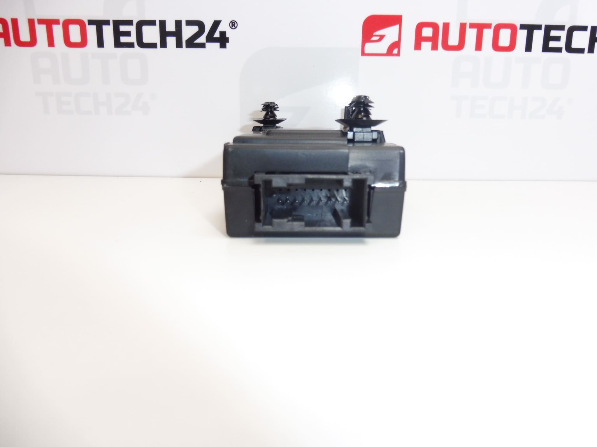 Unidad de detección de baja presión de los neumáticos Citroën C4 Picasso 9665182080 5430P2 - Imagen 2